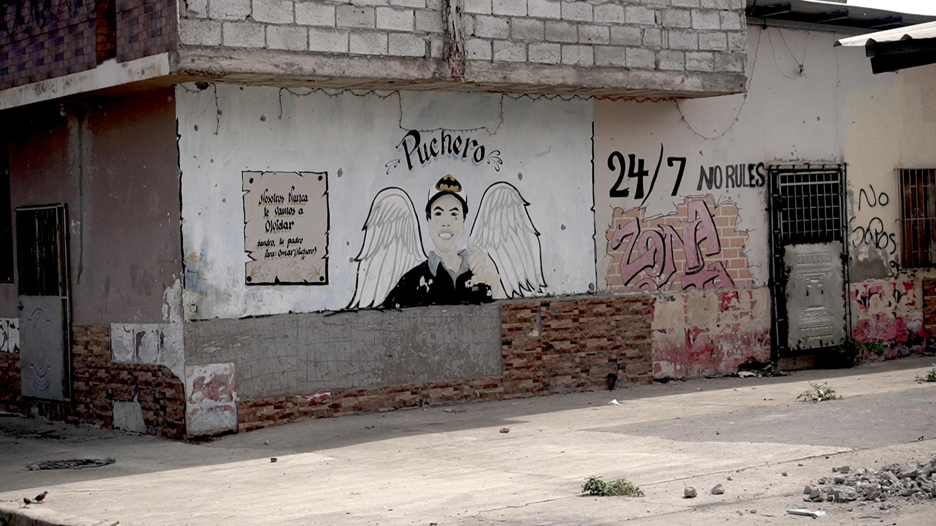 $!En Puerto Bolívar se han pintado murales para recordar a personas que han muerto de forma violenta, en medio del conflicto entre bandas.