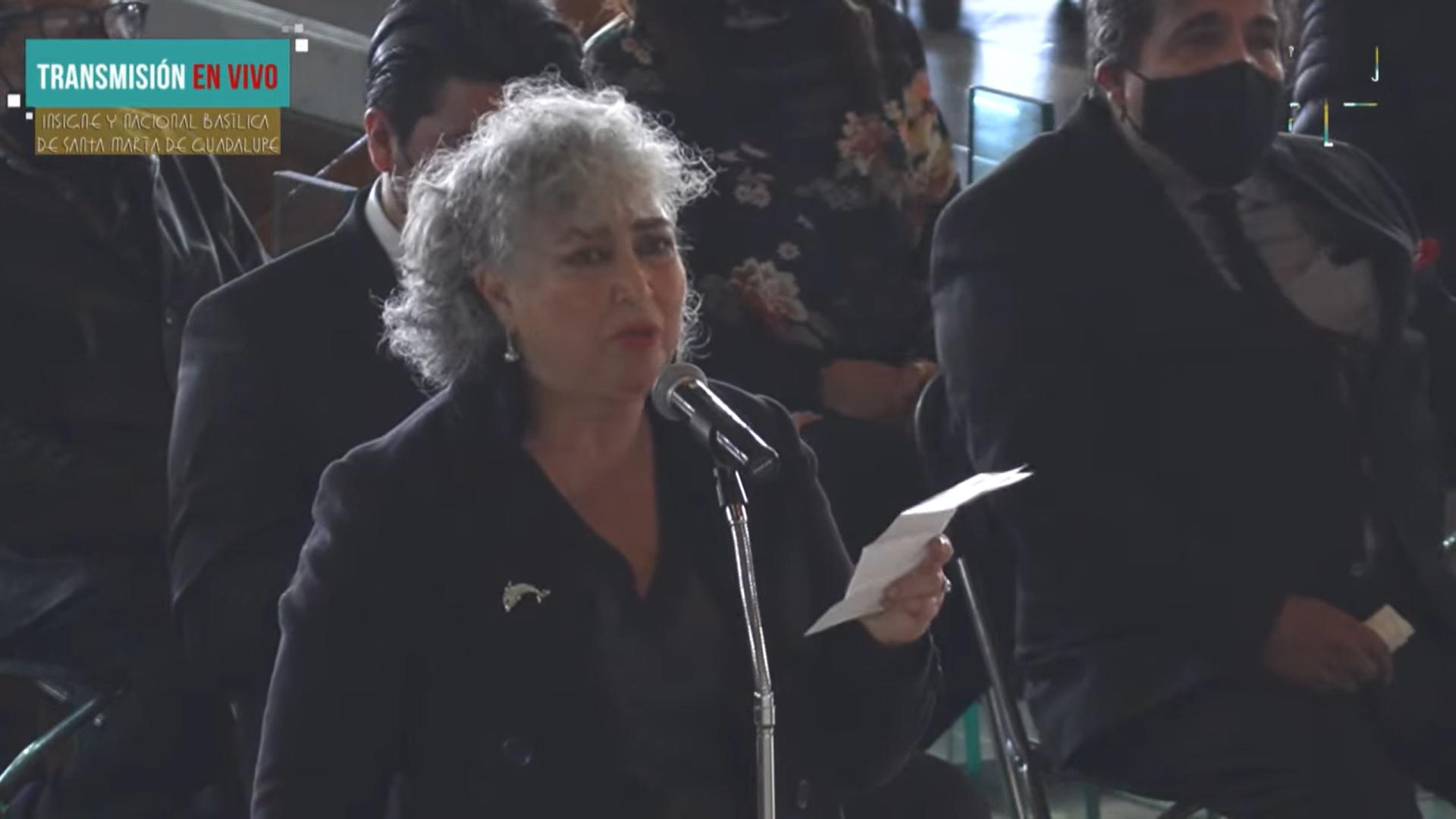 $!Amanda Miguel, durante su mensaje.