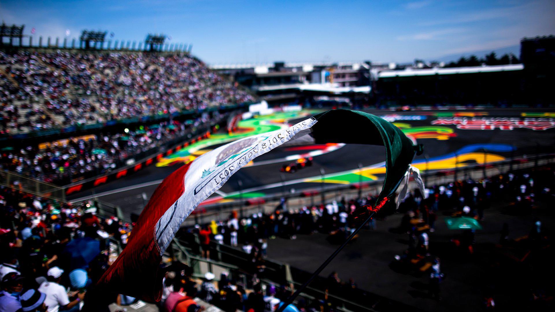 $!Checo Pérez saldrá cuarto en Gran Premio de México; Valtteri Bottas gana la pole