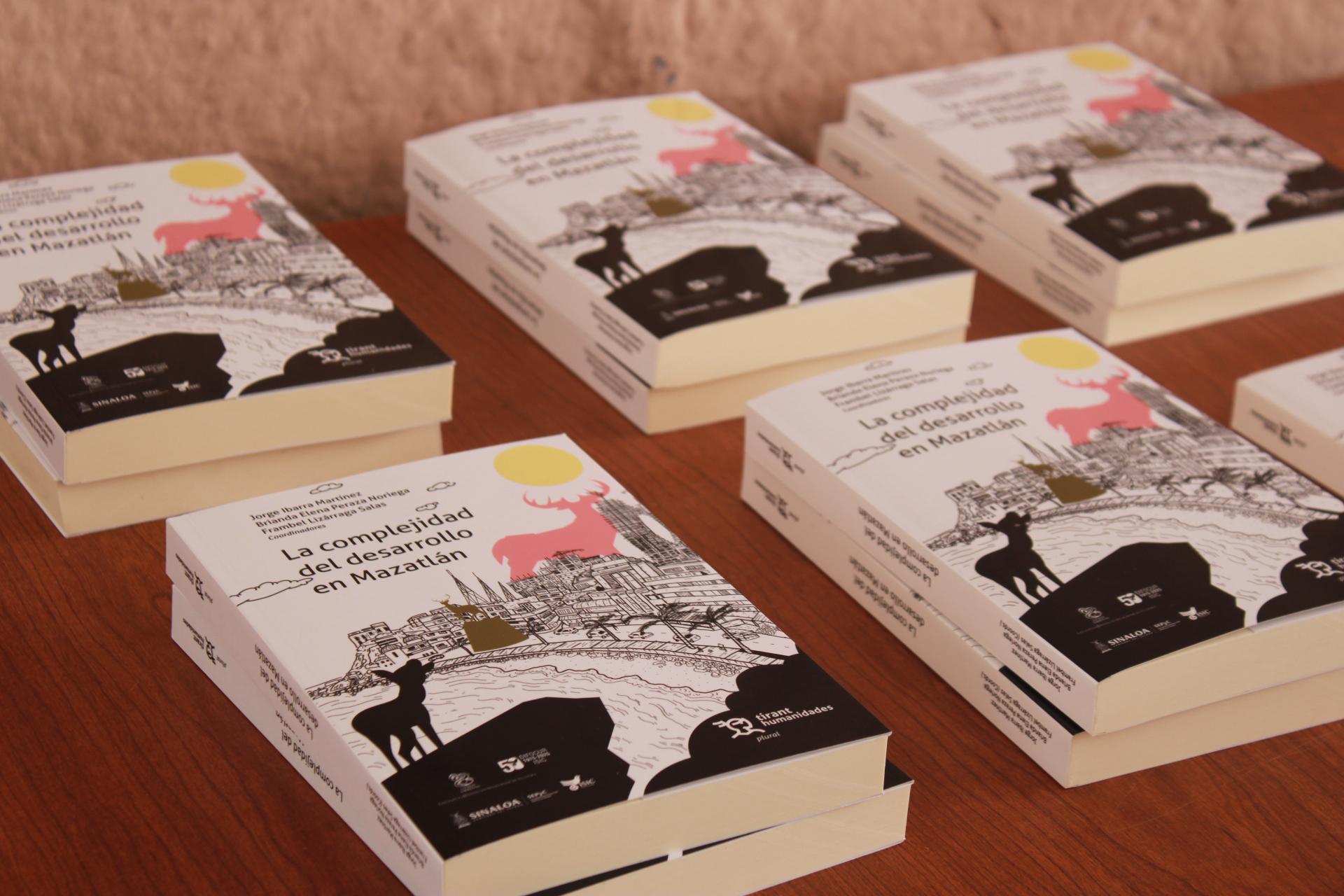$!Portada del libro.