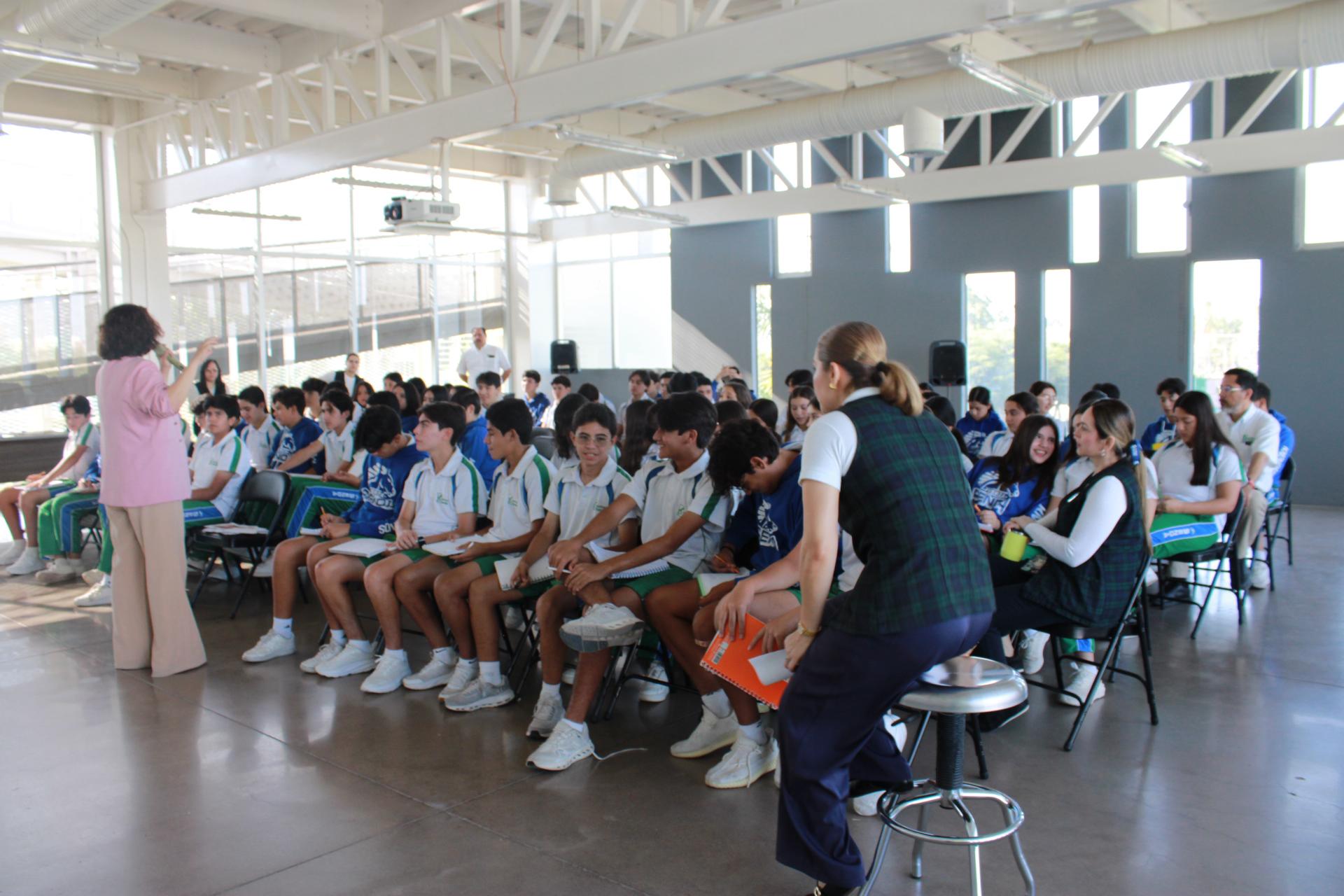 $!Alumnos de secundaria participaron en talleres.