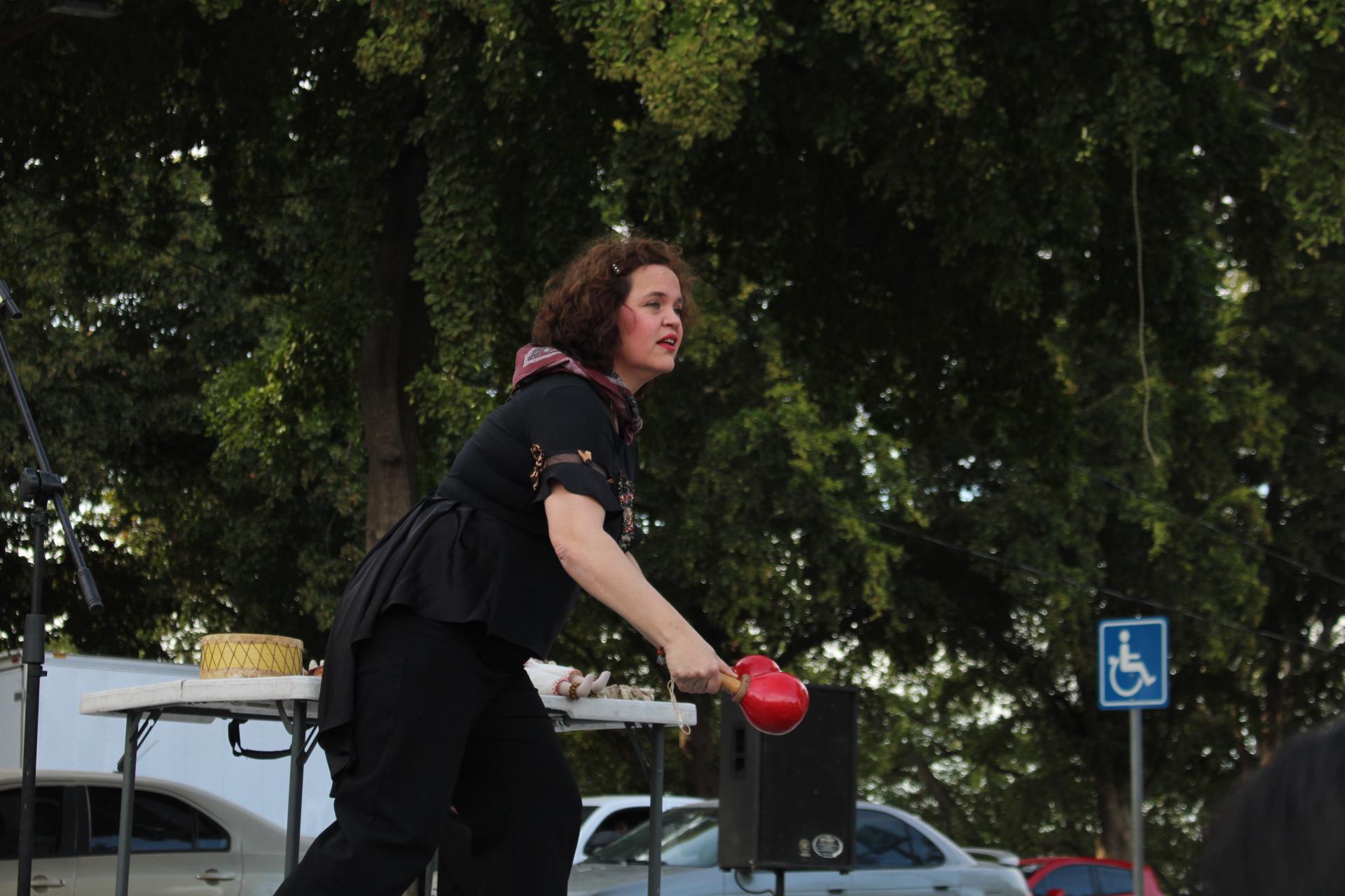 $!La artista en una recreación de la danza tradicional.