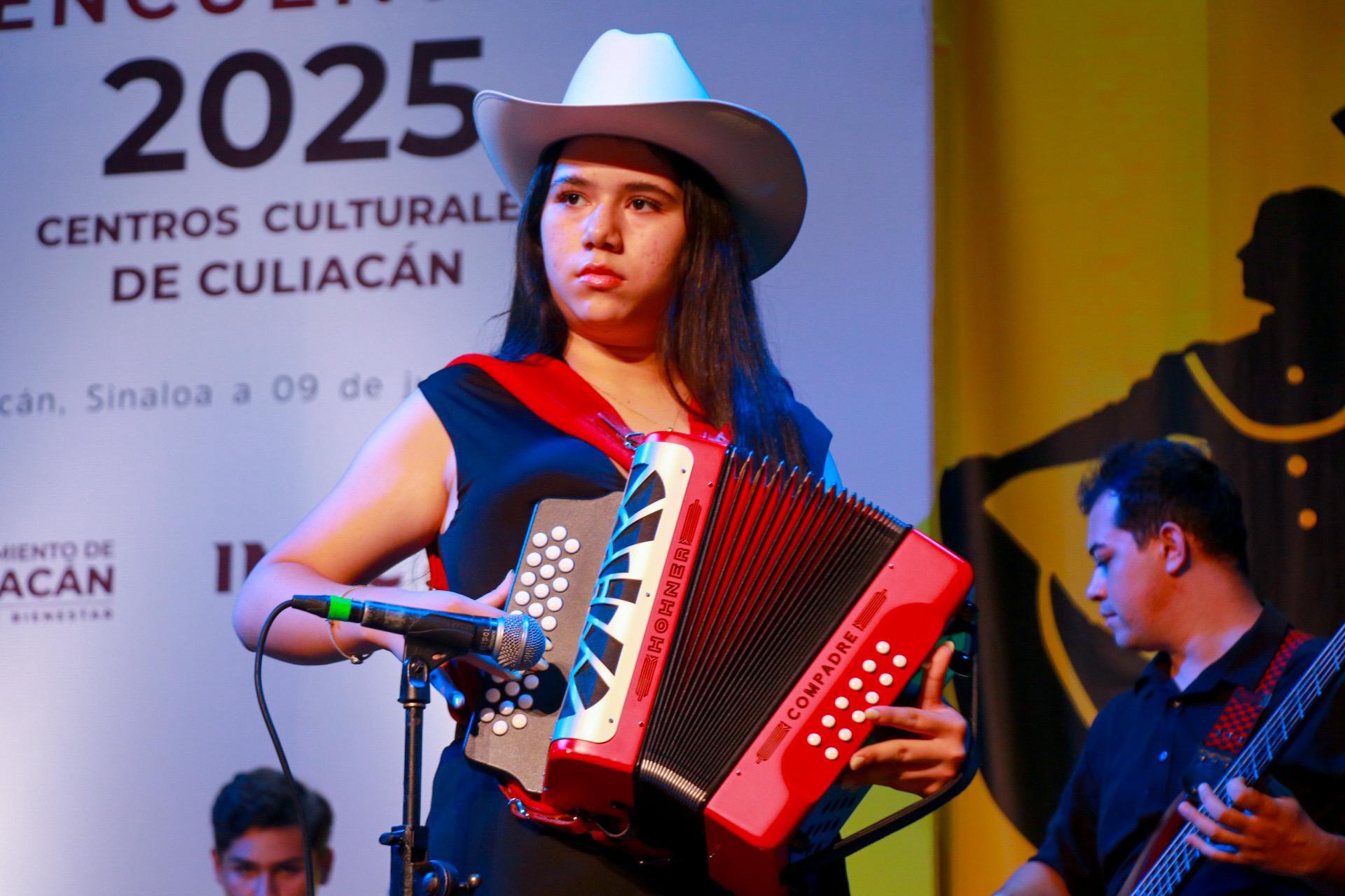 $!La ejecución de instrumentos fue parte del evento.