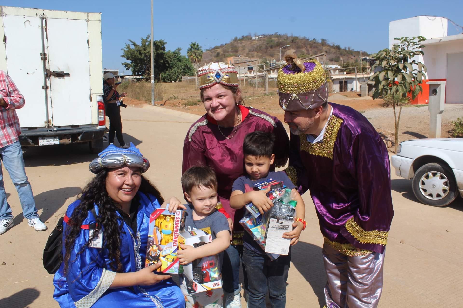 $!#SéUnReyMago | ‘Está muy bonita la tablet, la que tenía se me quemó’