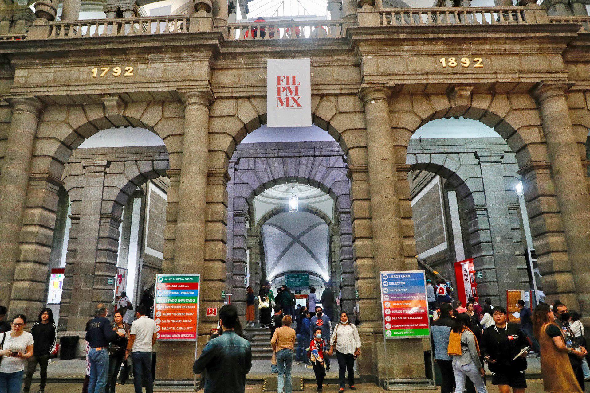 $!Libros, poesía, conferencias y lecturas sinaloenses, en la 45º Feria del Libro del Palacio de Minería