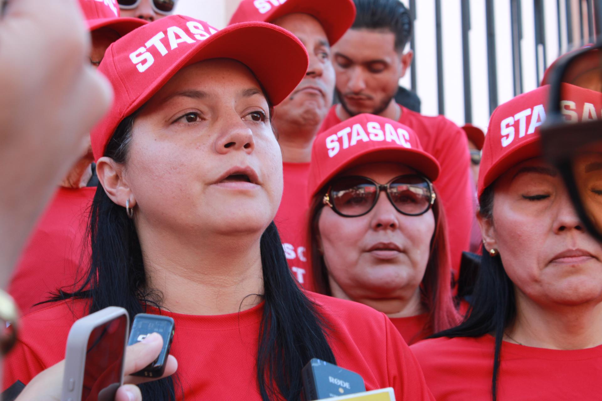 $!Marcha del Stasac arranca con luto por asesinato de su líder Homar Salas