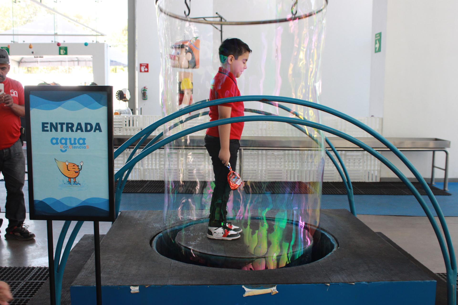 $!Una mañana de ciencia vivieron los niños en su día.