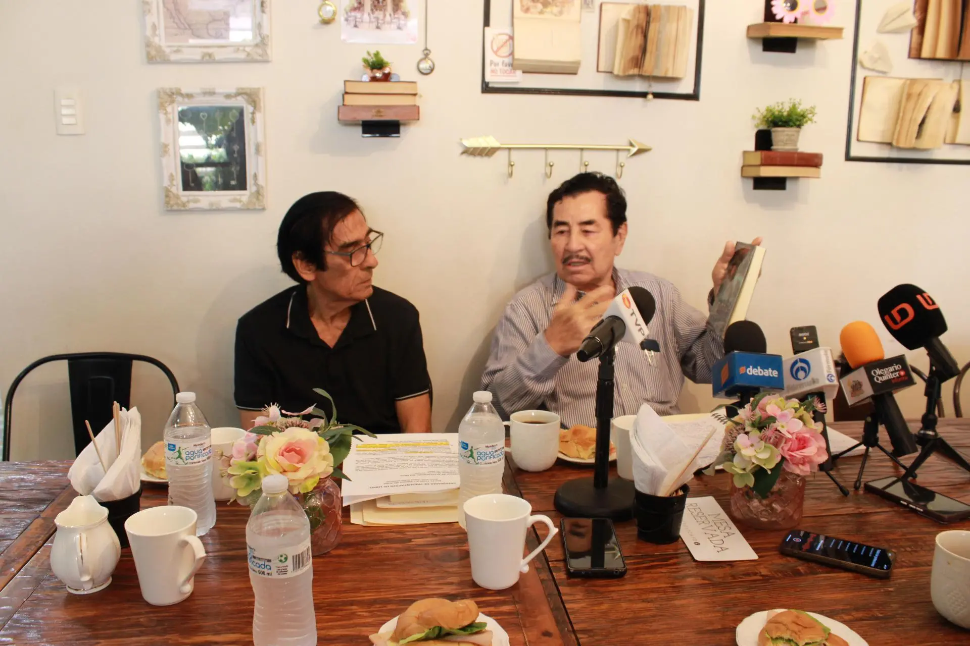 $!Rubén Rubio Valdez y David Rubio Gutiérrez dan detalles de la presentación.