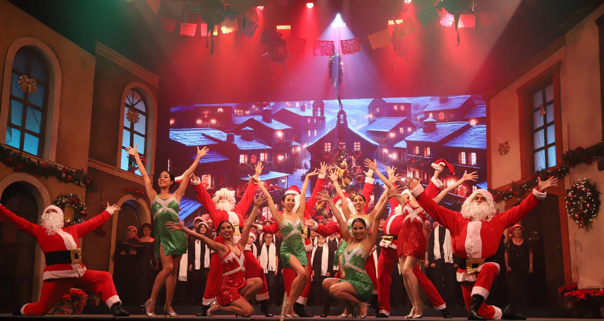 $!La danza de los Santas Claus llenó de alegría y espíritu navideño la velada decembrina.