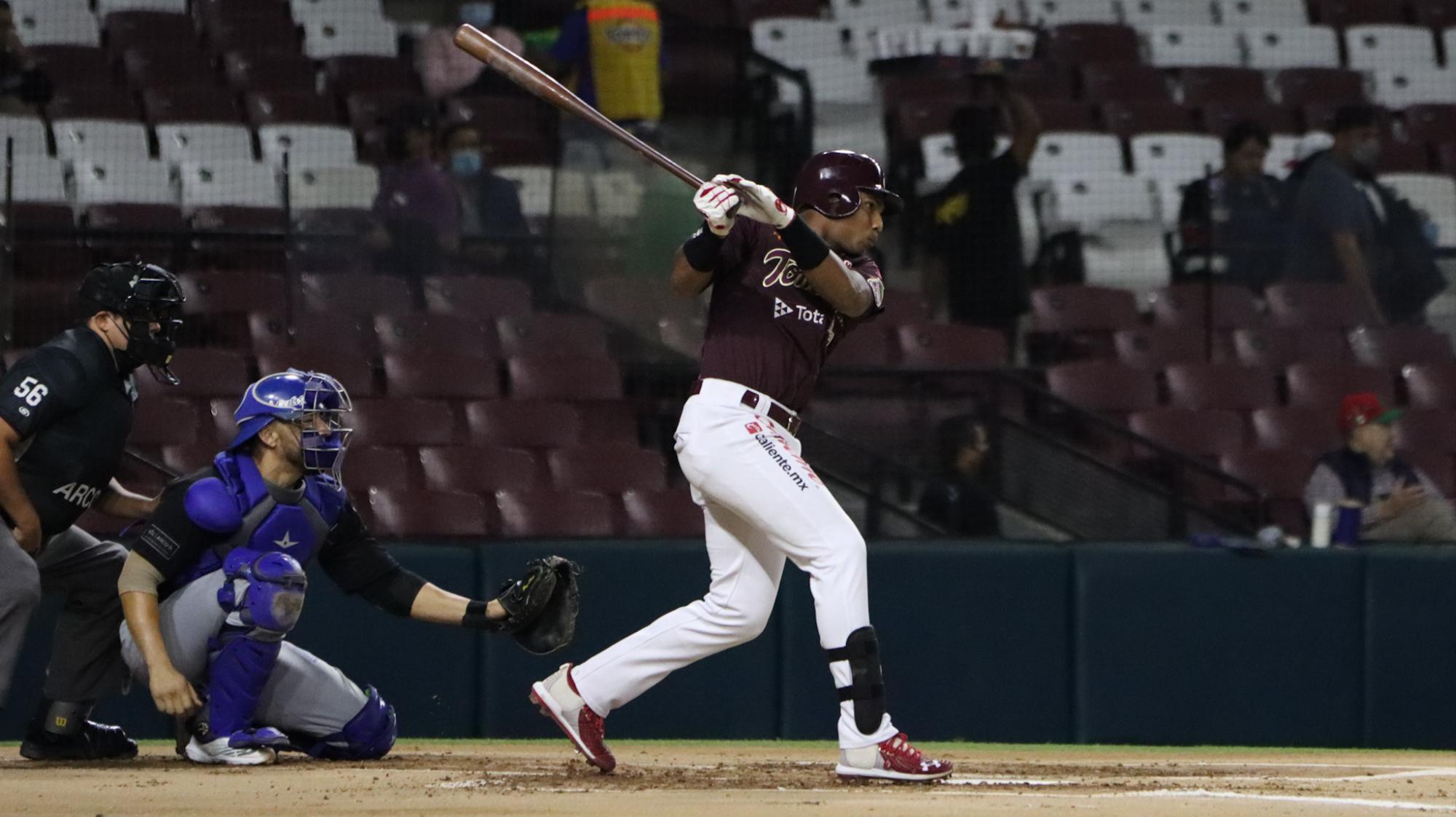 $!Tomateros de Culiacán logra la victoria con Efrén Navarro como héroe ante Yaquis de Obregón