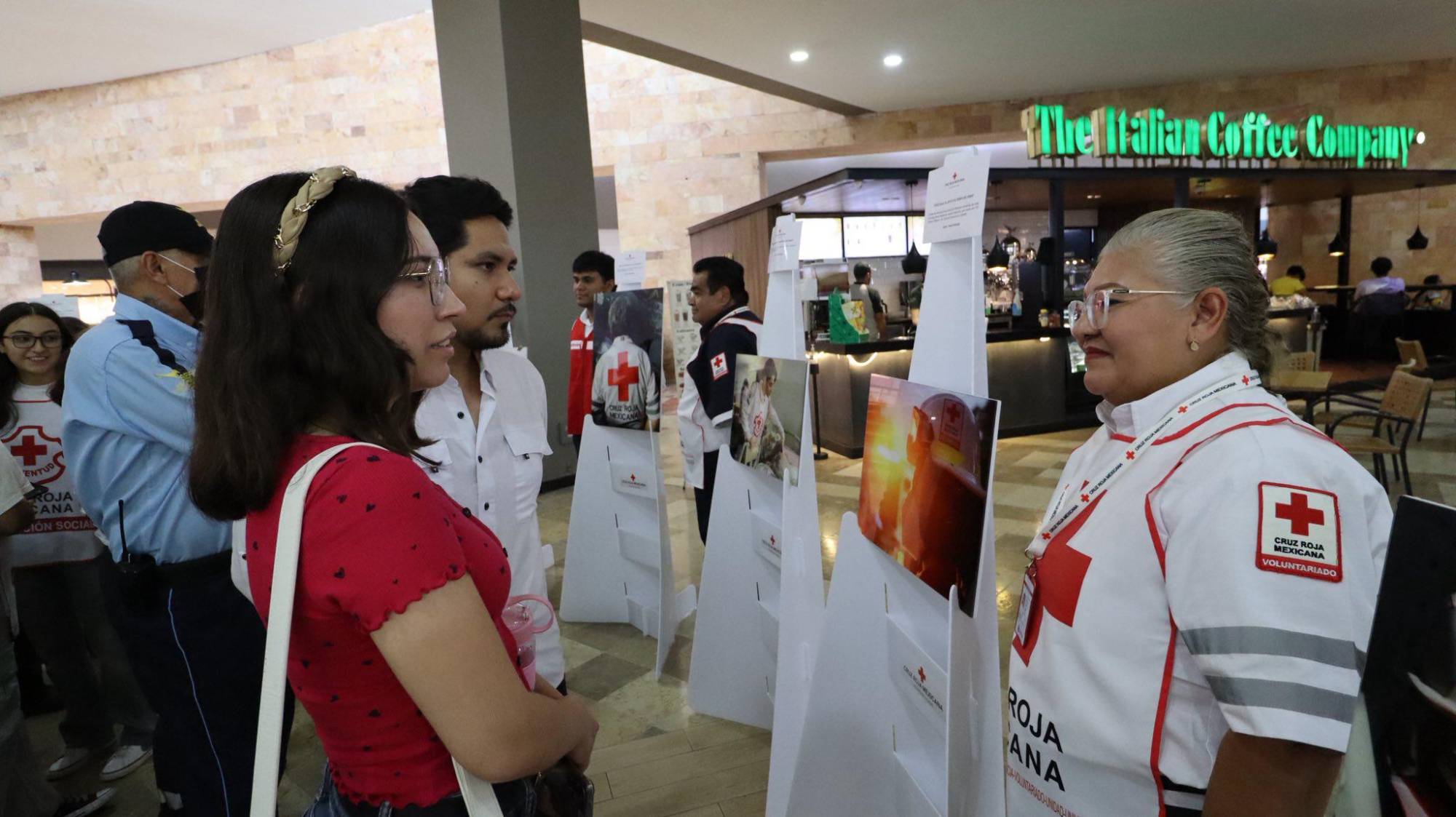 $!Son fotografías que reflejan el trabajo que hace Cruz Roja en preservar la salud, la vida y aliviar el sufrimiento.