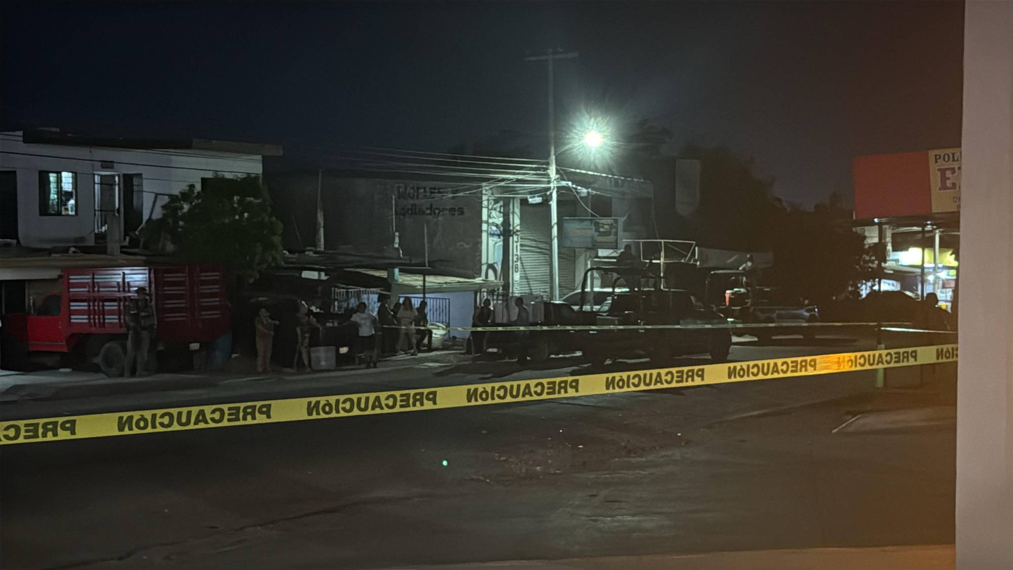 $!Matan a balazos a un motociclista en la colonia Aquiles Serdán, en Culiacán