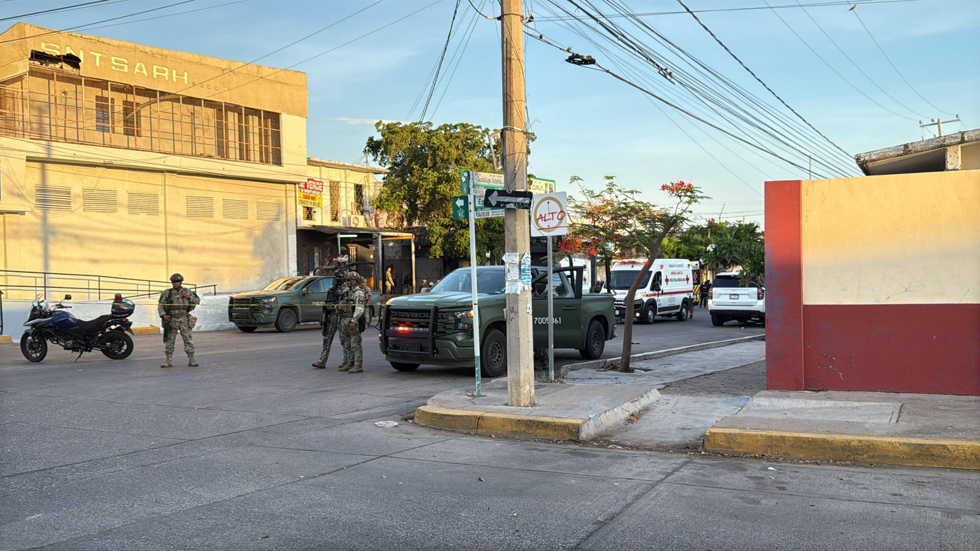 $!Padre e hijo resultan heridos en ataque armado en el sector Centro de Culiacán