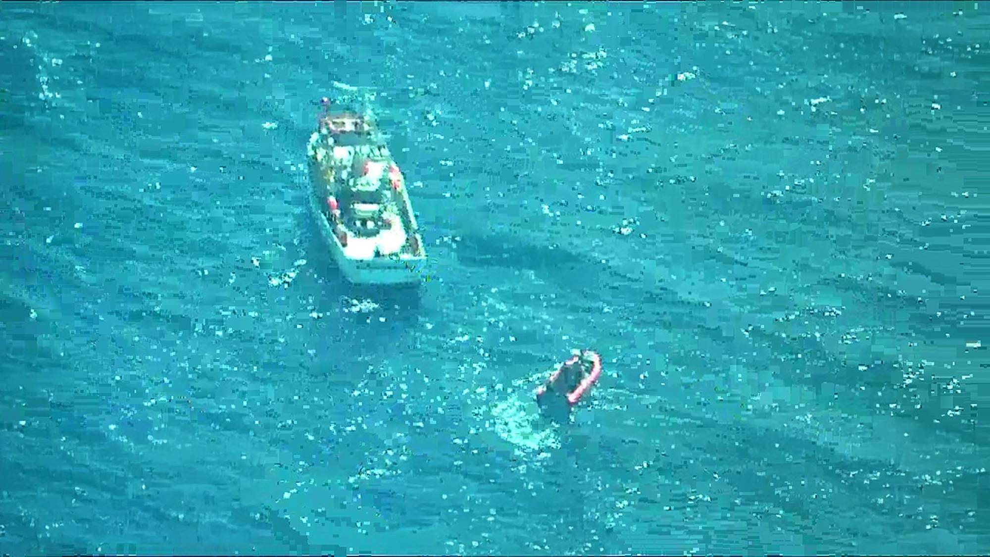 $!Armada de México y Guardia Costera de EU aseguran en altamar 188 bultos de cocaína