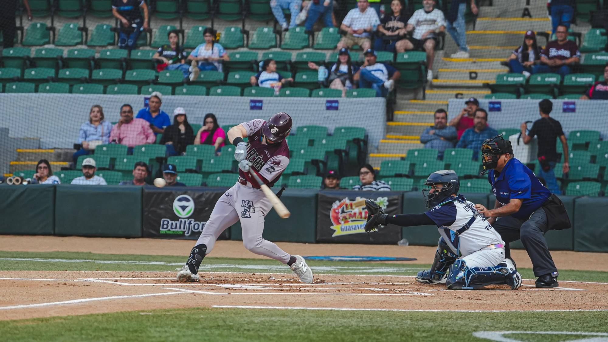 $!Tomateros cierra fuerte y se lleva la serie en Guasave