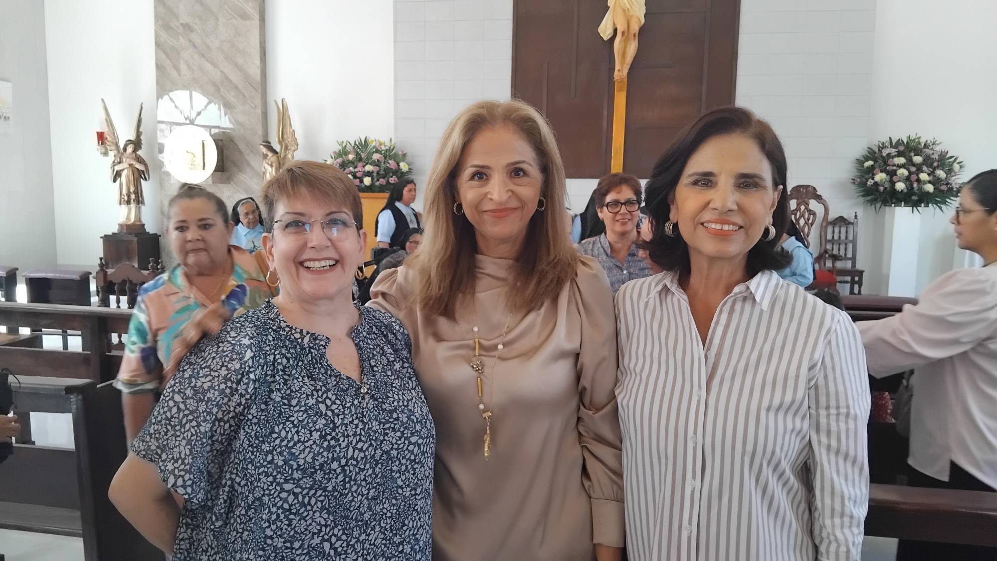 $!Martha Elena Rivera, Lupita Haro y Marianela de Lizárraga.