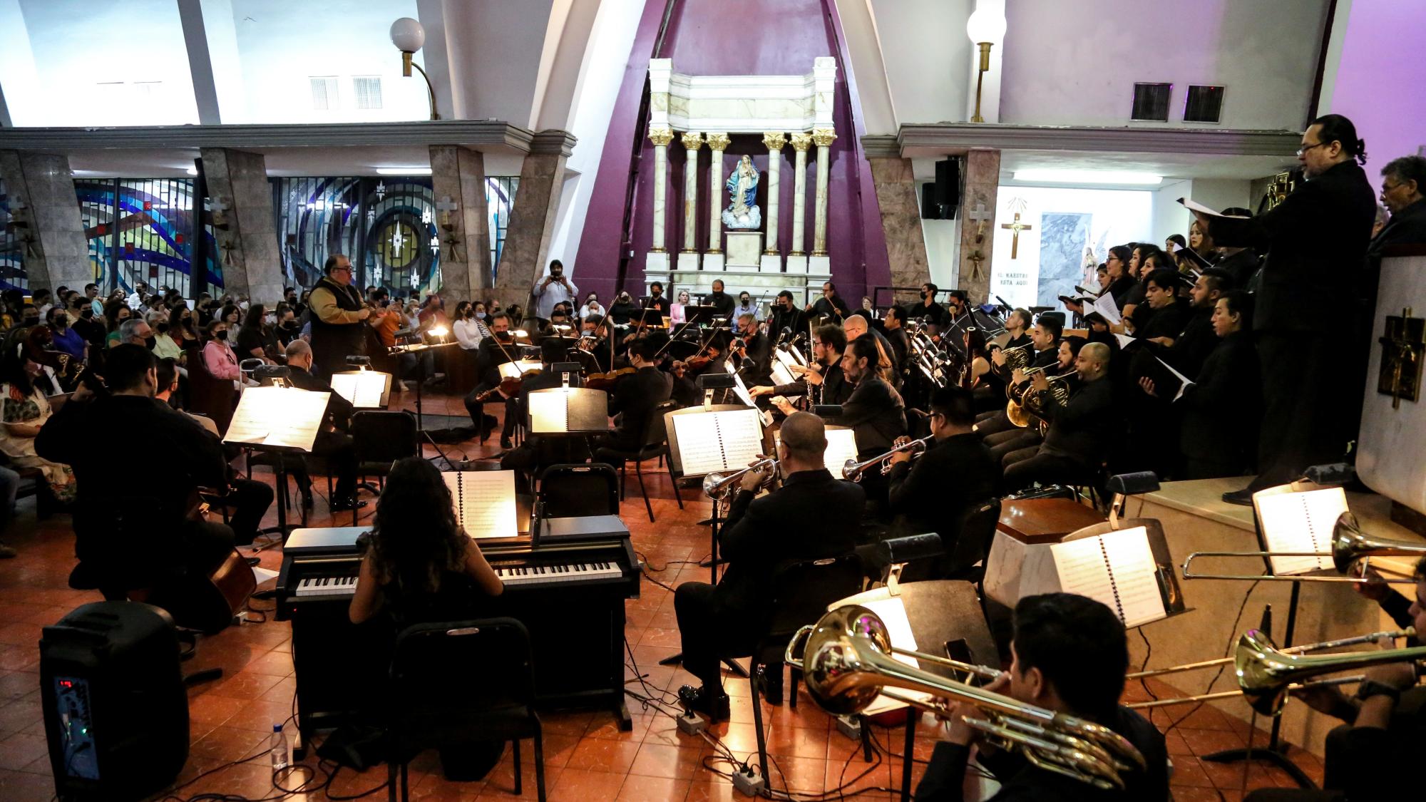 $!Conquista corazones el ‘Stabat Mater’, en la Parroquia de Nuestra Señora del Carmen