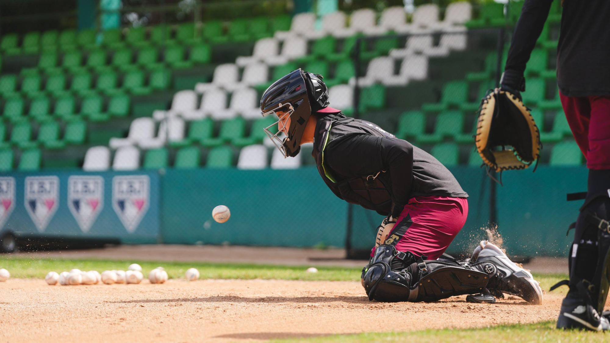 $!Cinco nuevos elementos se incorporan al campamento de Tomateros de Culiacán