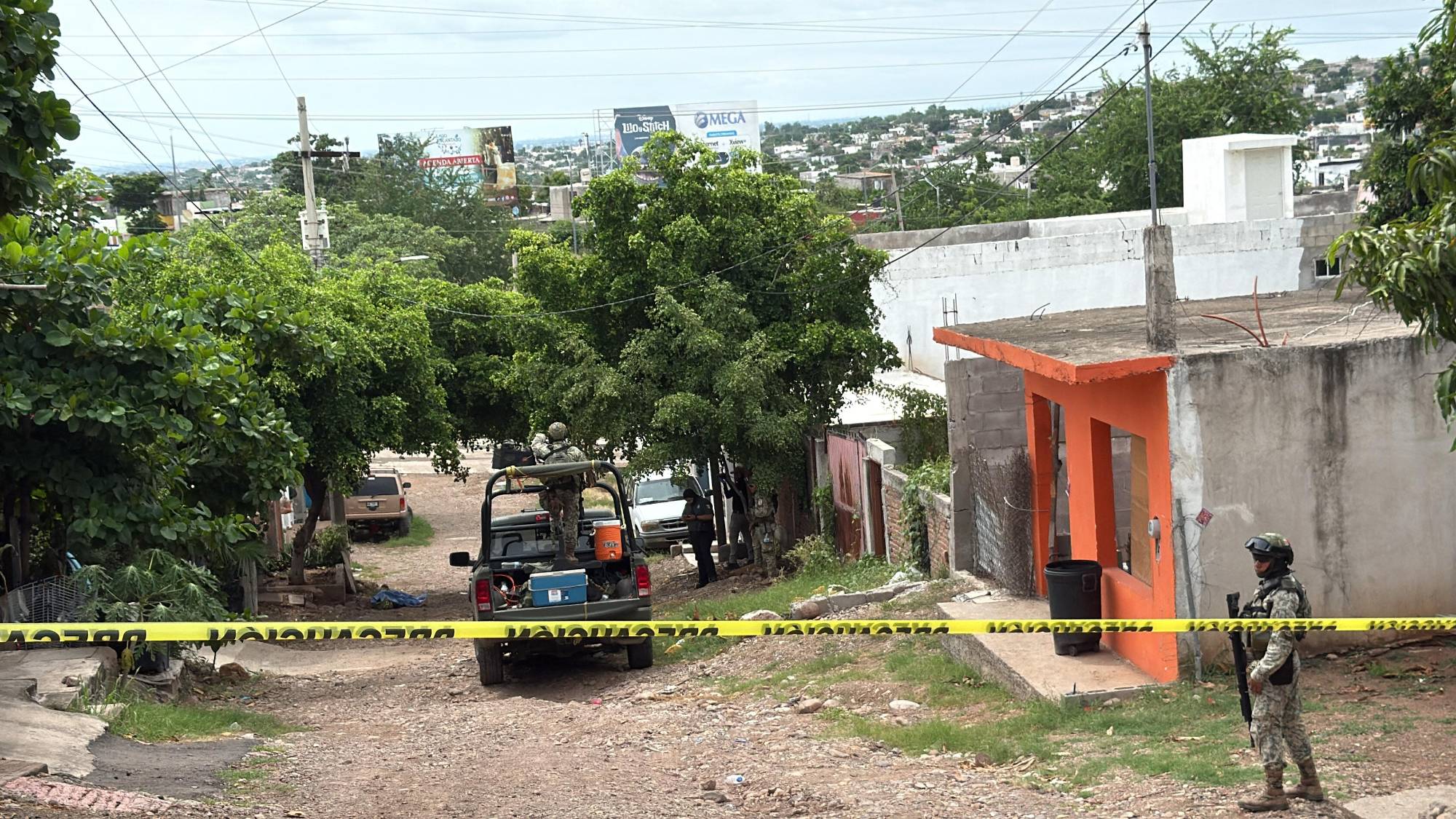 $!Persiguen a Luis Giovanni y lo matan a balazos en la colonia Alarcón, en Culiacán