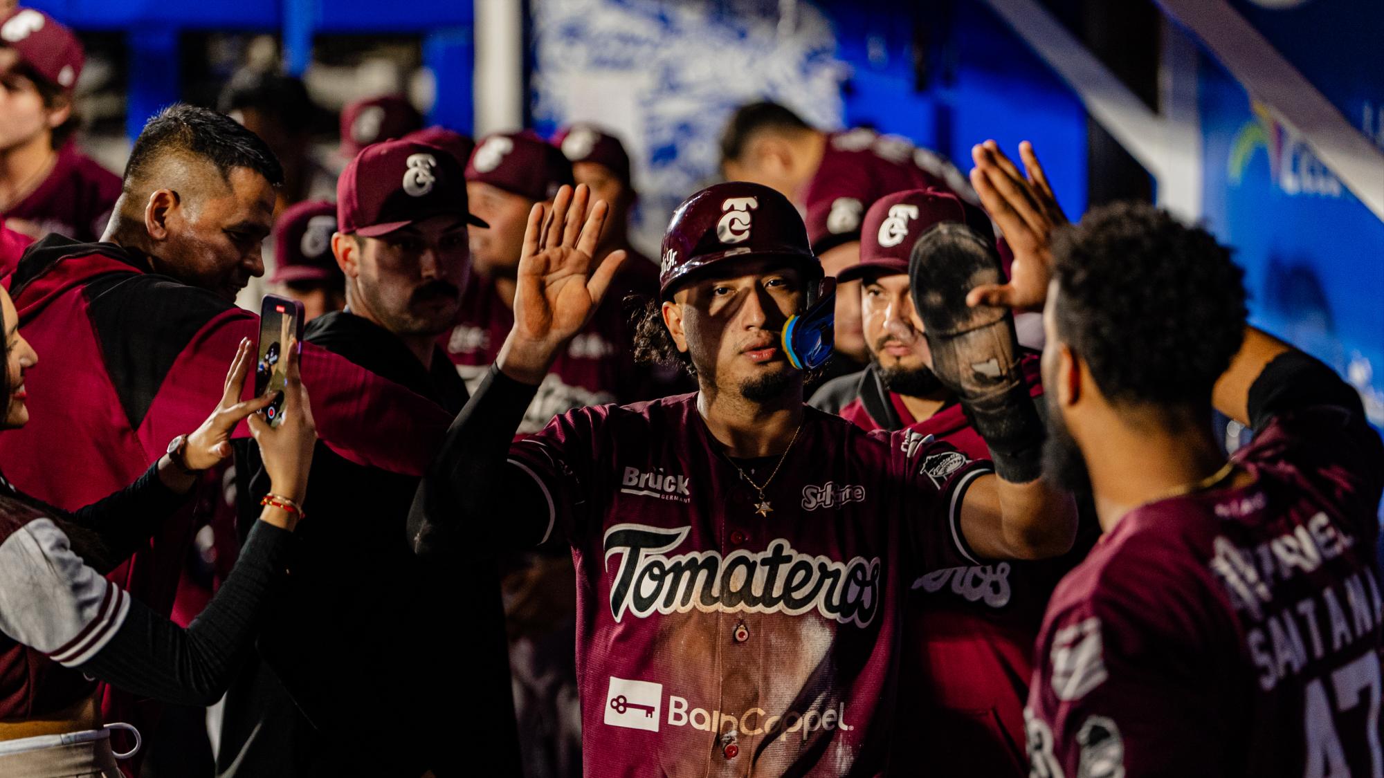 $!Tomateros iguala la Serie de México y asegura su regreso a Culiacán