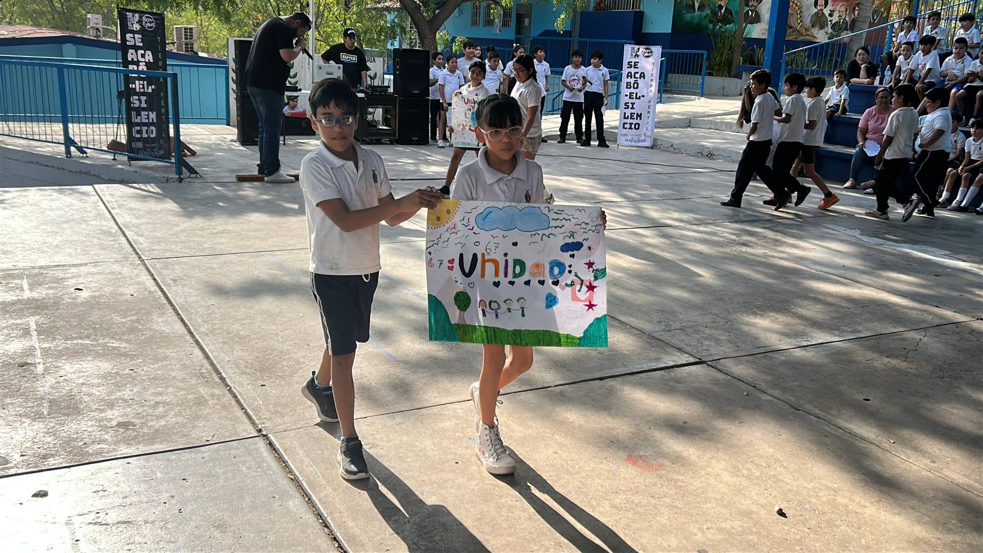 $!Estudiantes de primaria fomentan la paz al ritmo de hip-hop, en Culiacán