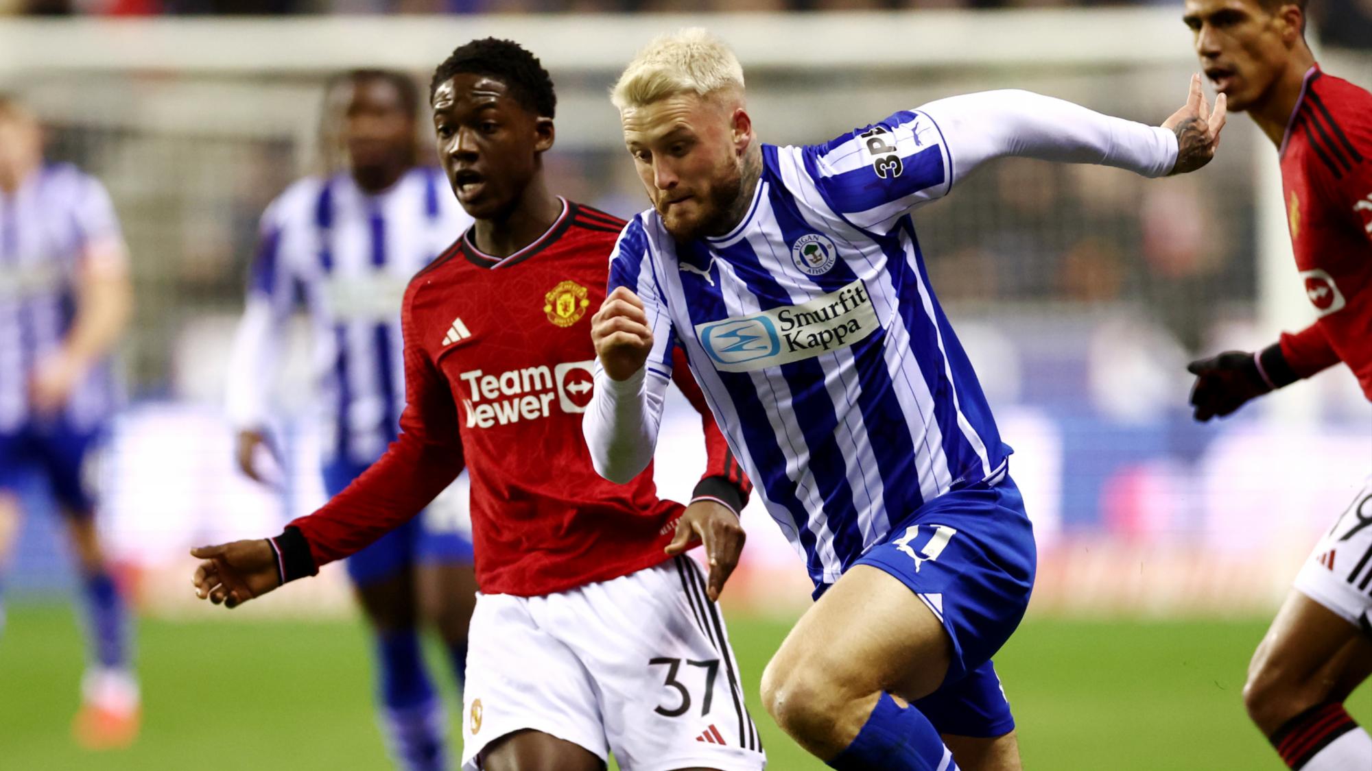 $!Manchester United avanzó en la Copa de Inglaterra al derrotar 2-0 a Wigan