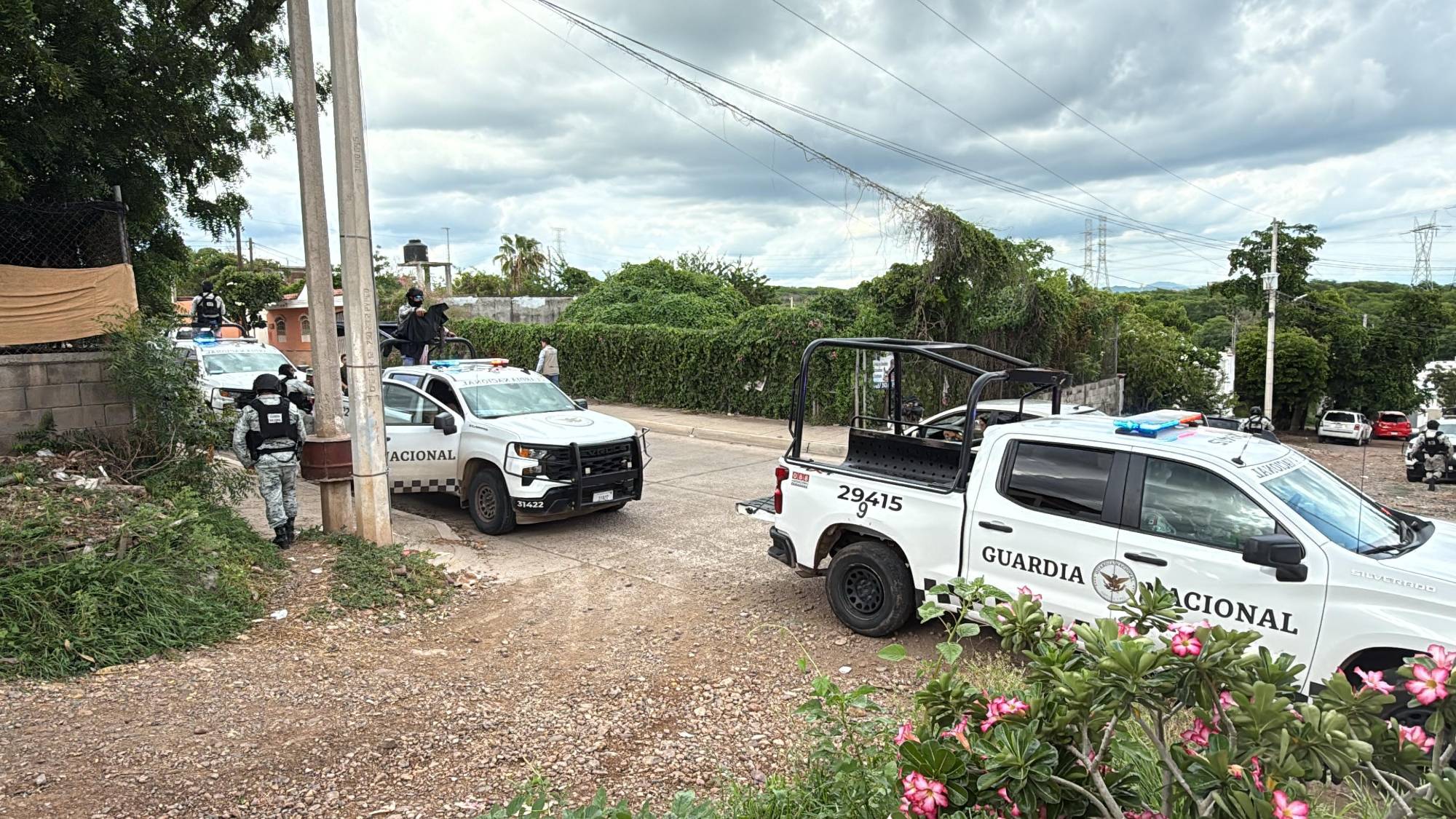$!Dejan un herido y aseguran un domicilio tras reporte de un ataque armado en la colonia Nueva Galaxia, en Culiacán