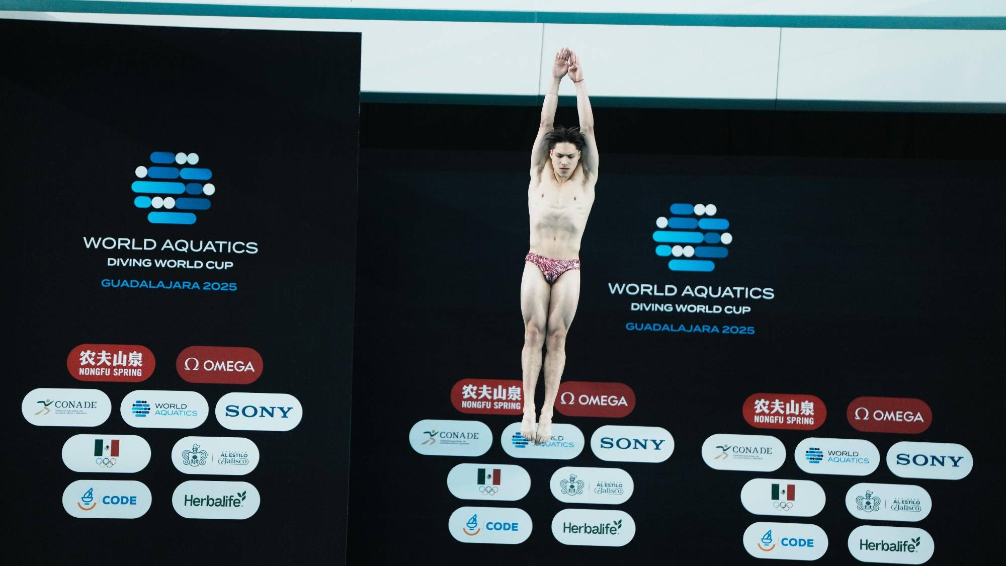 $!Osmar Olvera queda fuera de la final de trampolín de tres metros en la Copa del Mundo de Clavados