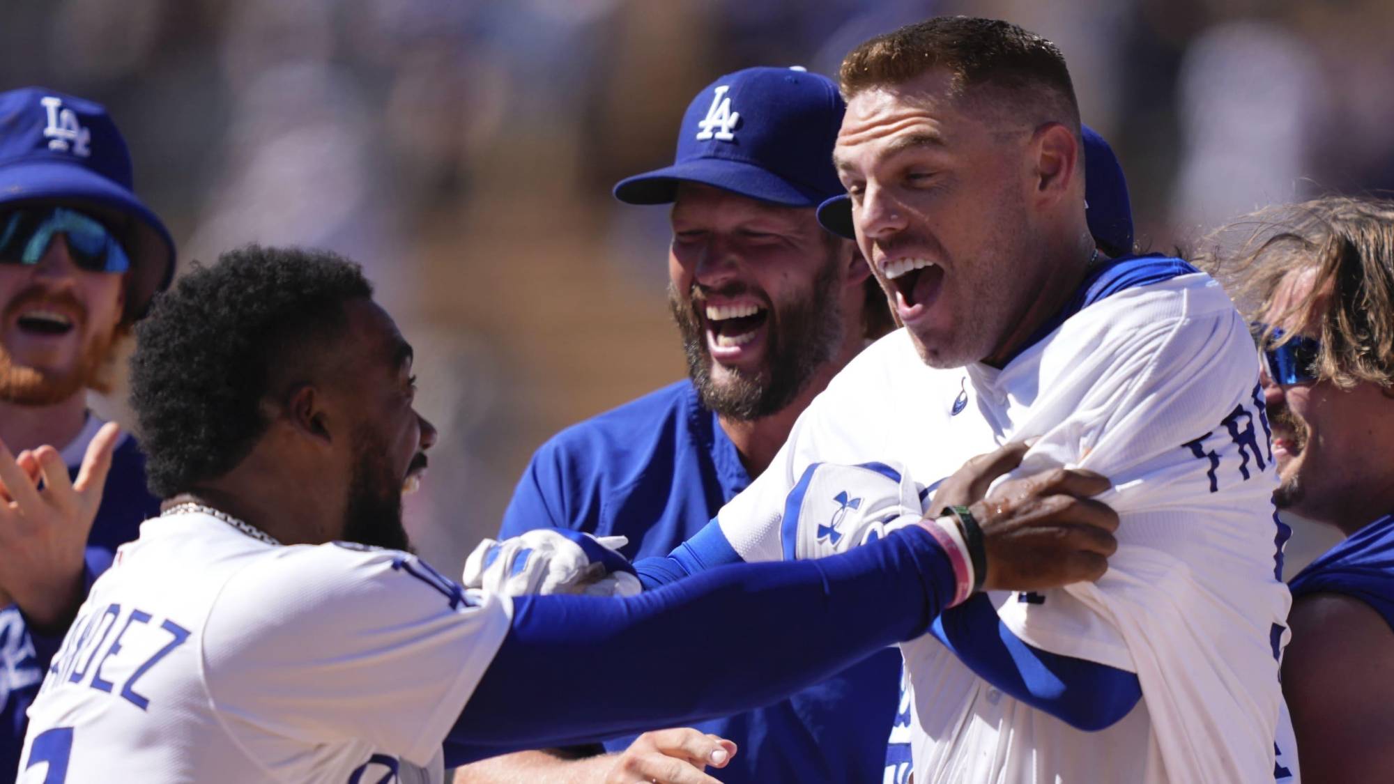 $!Ohtani iguala marca al dar jonrón por quinto juego seguido y Dodgers gana por walk-off