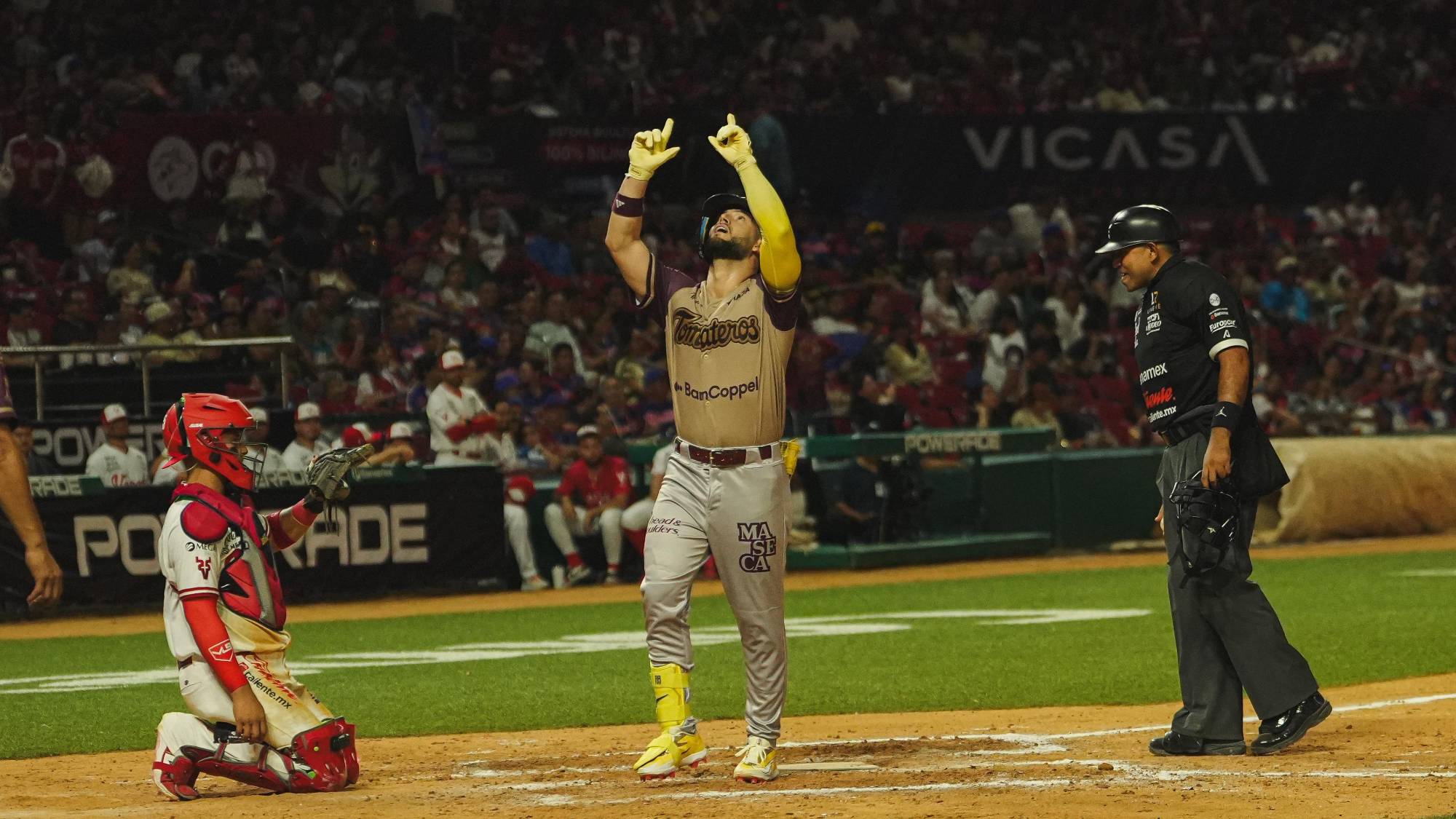 $!Tomateros le arruina la fiesta a Venados y se lleva el juego inaugural 4-3
