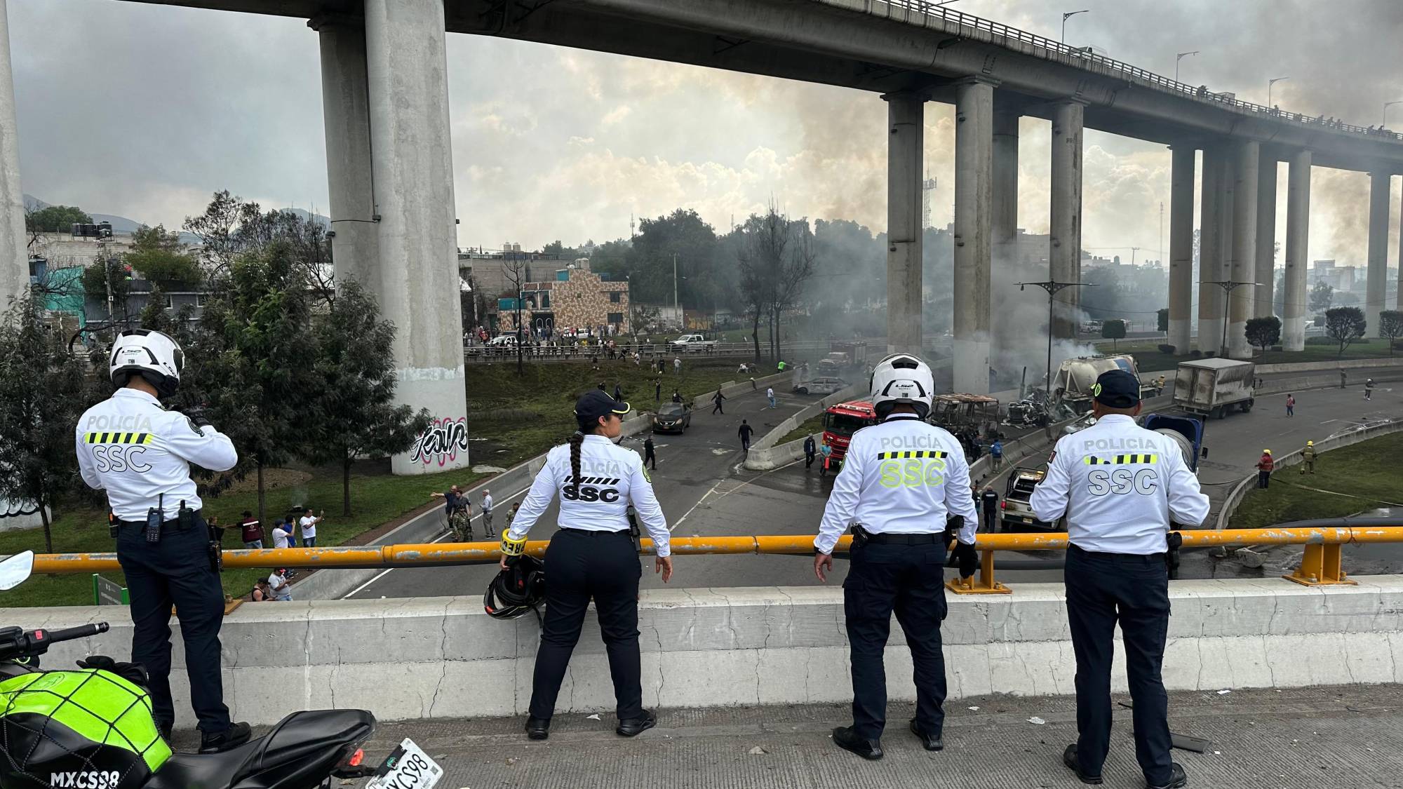 $!Explosión de pipa de gas deja 3 muertos y 70 heridos en la CDMX