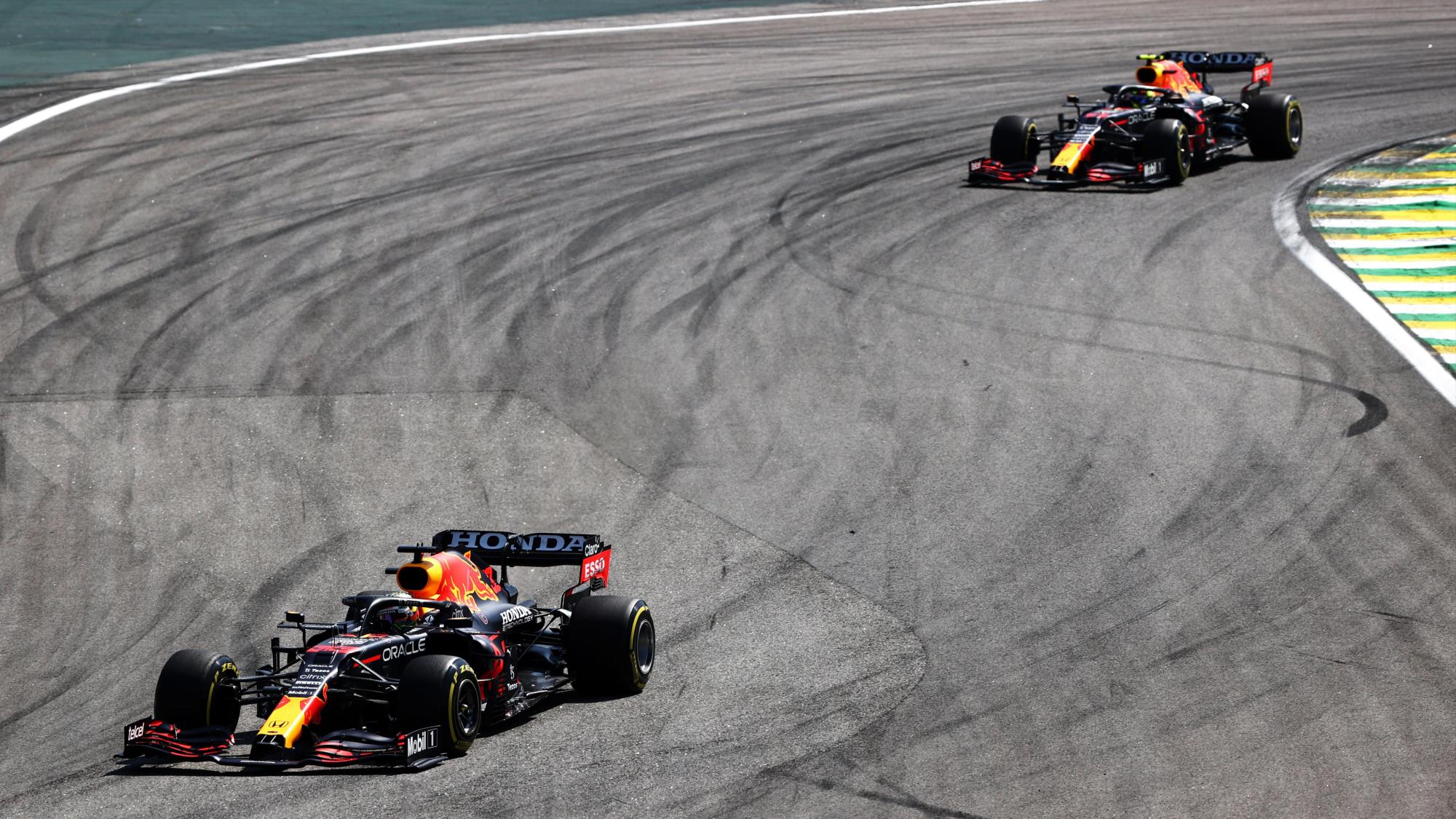 $!Lewis Hamilton gana el Gran Premio de Brasil con una estupenda remontada; Checo es cuarto