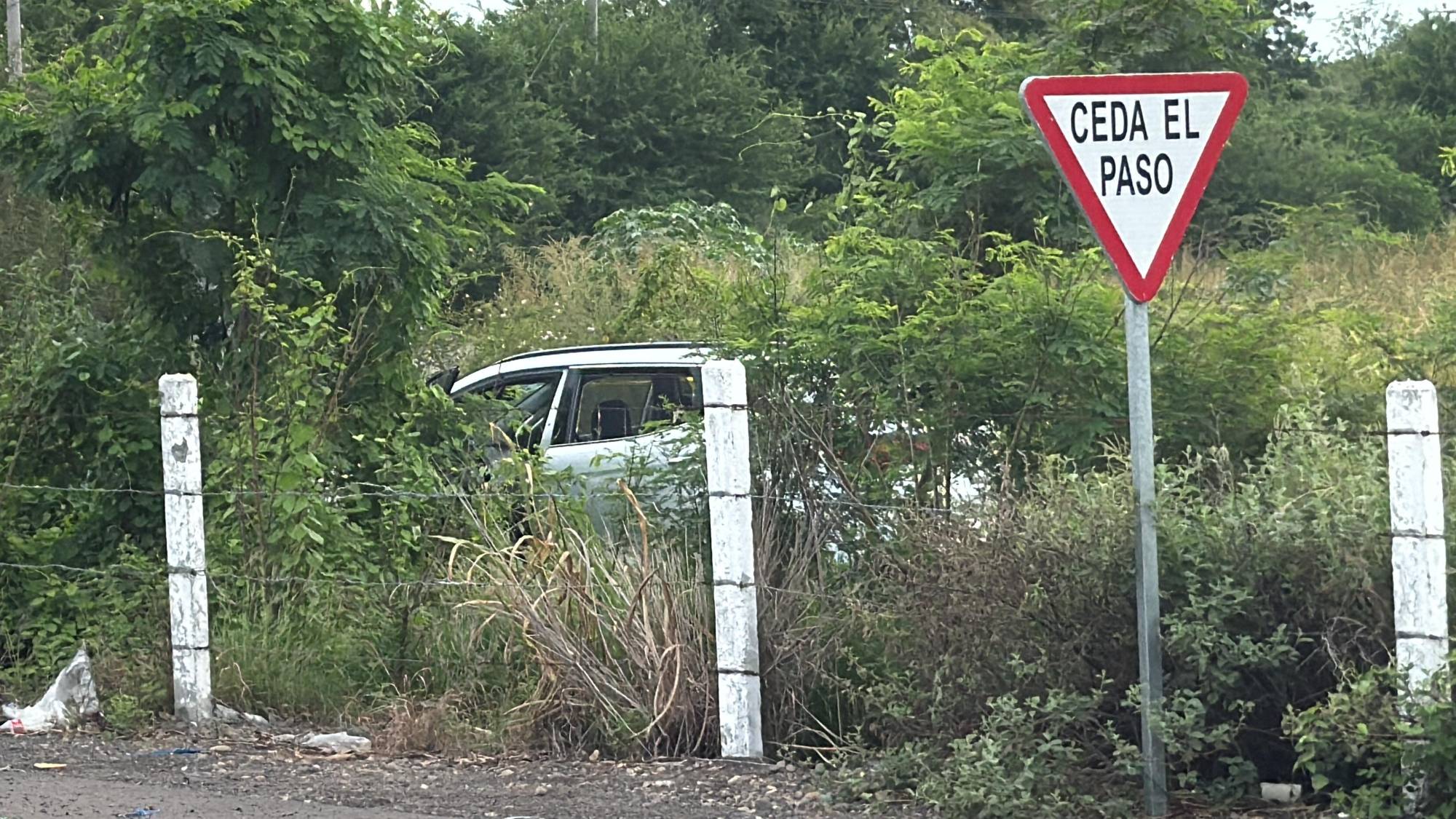 $!Enfrentamiento entre civiles y elementos de la SSPC dejó un detenido y un vehículo asegurado en Navolato