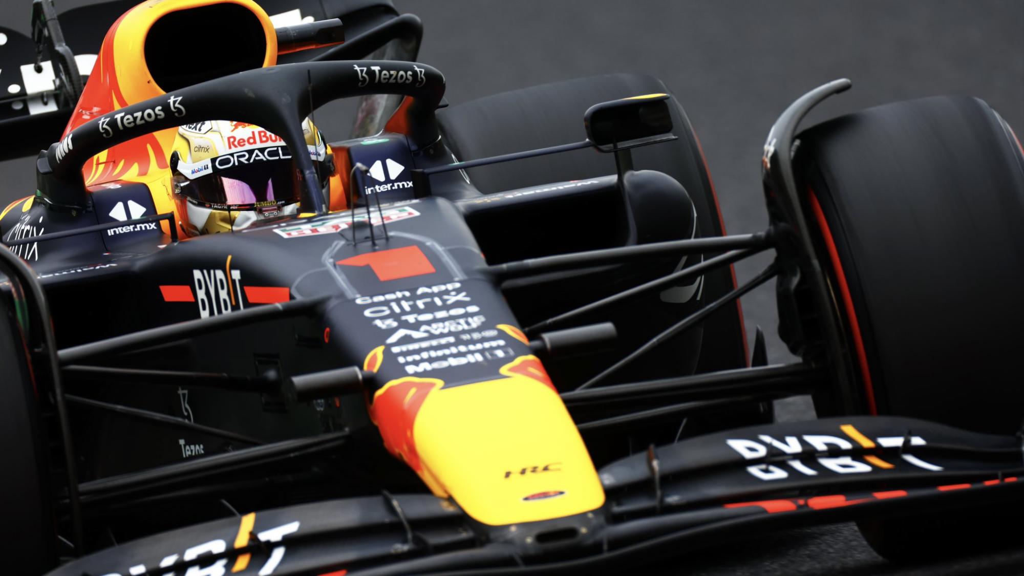 $!Checo Pérez saldrá cuarto en el GP de Japón; Verstappen logra la pole position