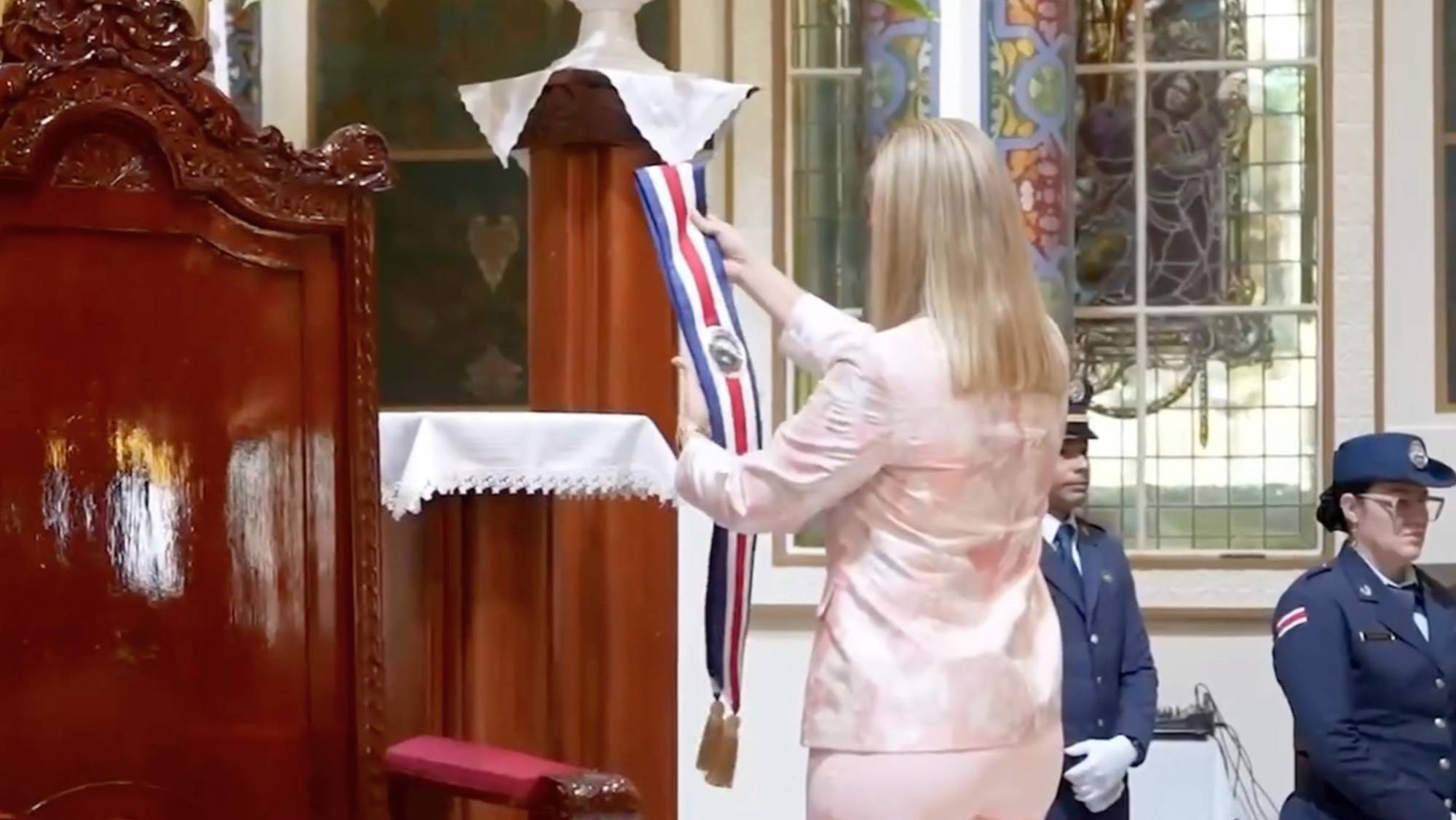 $!Presidenta de Costa Rica inicia su mandato a los pies de la Virgen de los Ángeles