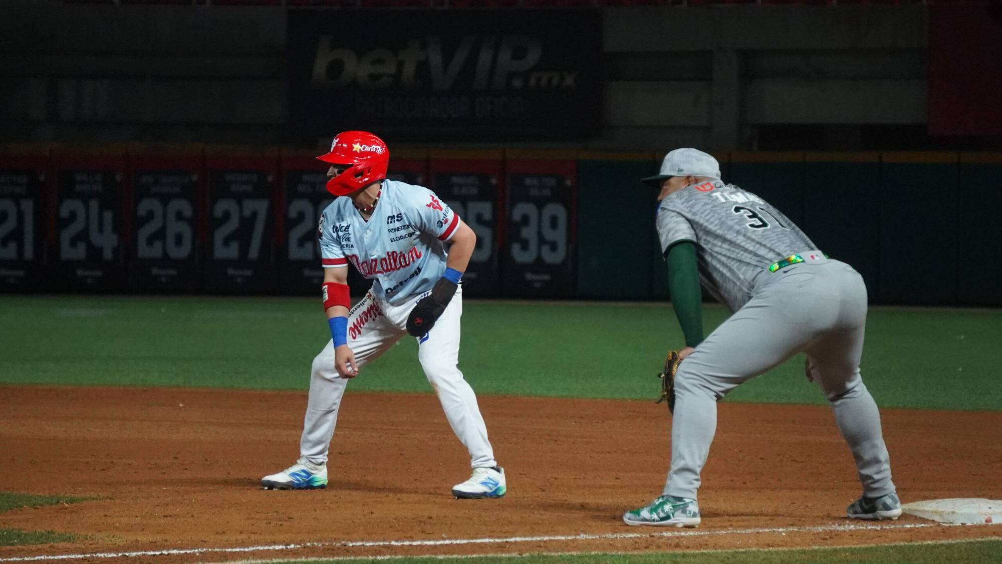 $!Venados adquiere, vía préstamo, a Keven Lamas y manda a Algodoneros a Carlos Arellano