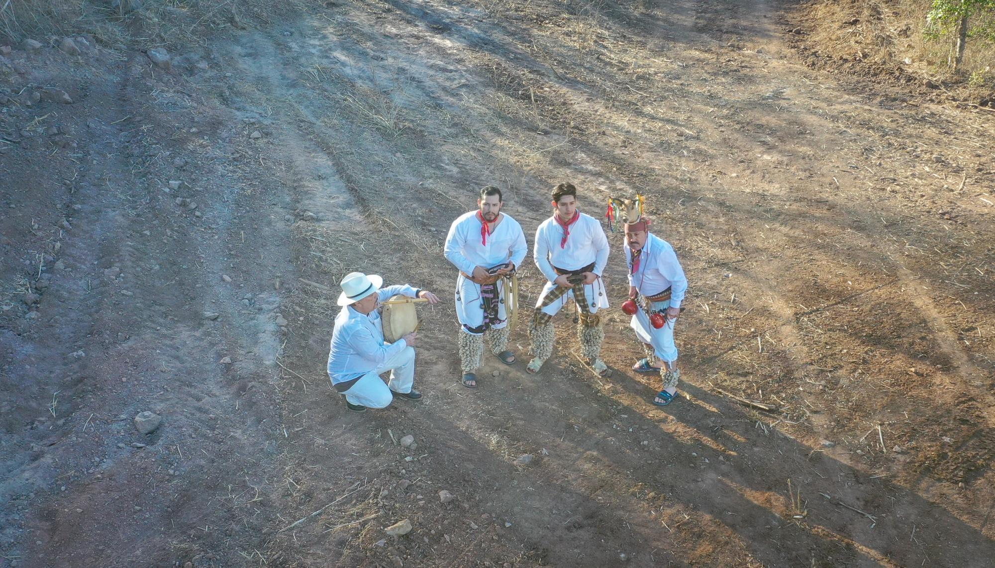 $!En el cerro de Los Chivos, en Tacuichamona, reciben el Equinoccio de Primavera