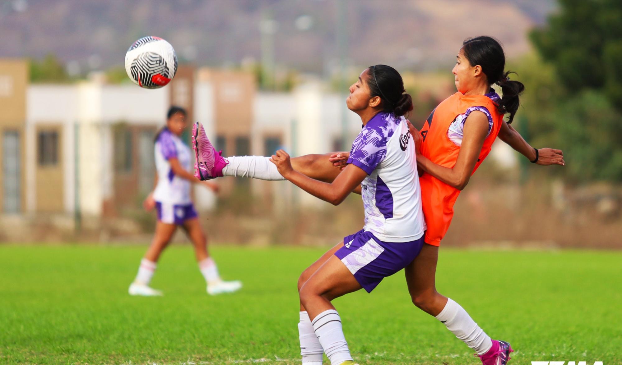$!Mazatlán Femenil se juega un duro partido contra Atlético de San Luis