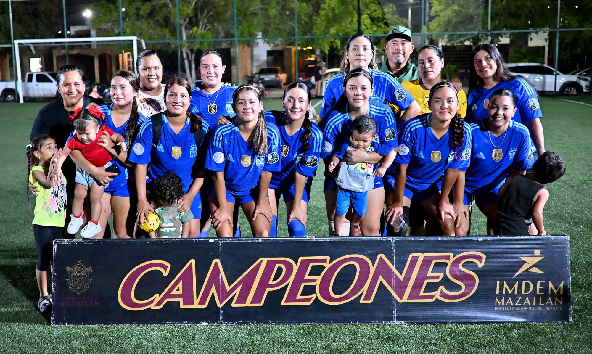 $!Le arrebata De la Costa la jefatura a Asefis en el Mamis Fut