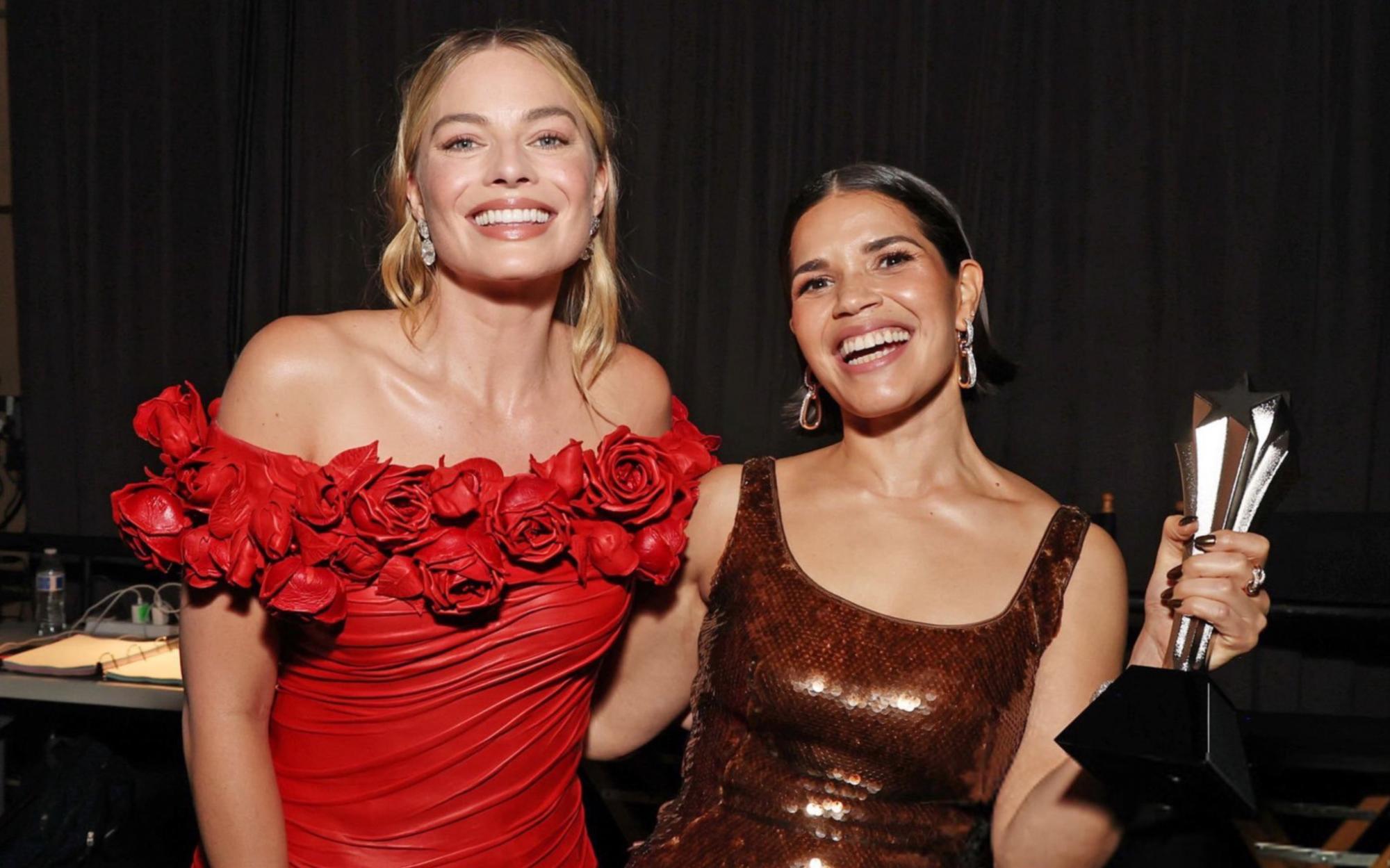 $!Margot Robbie y América Ferrera