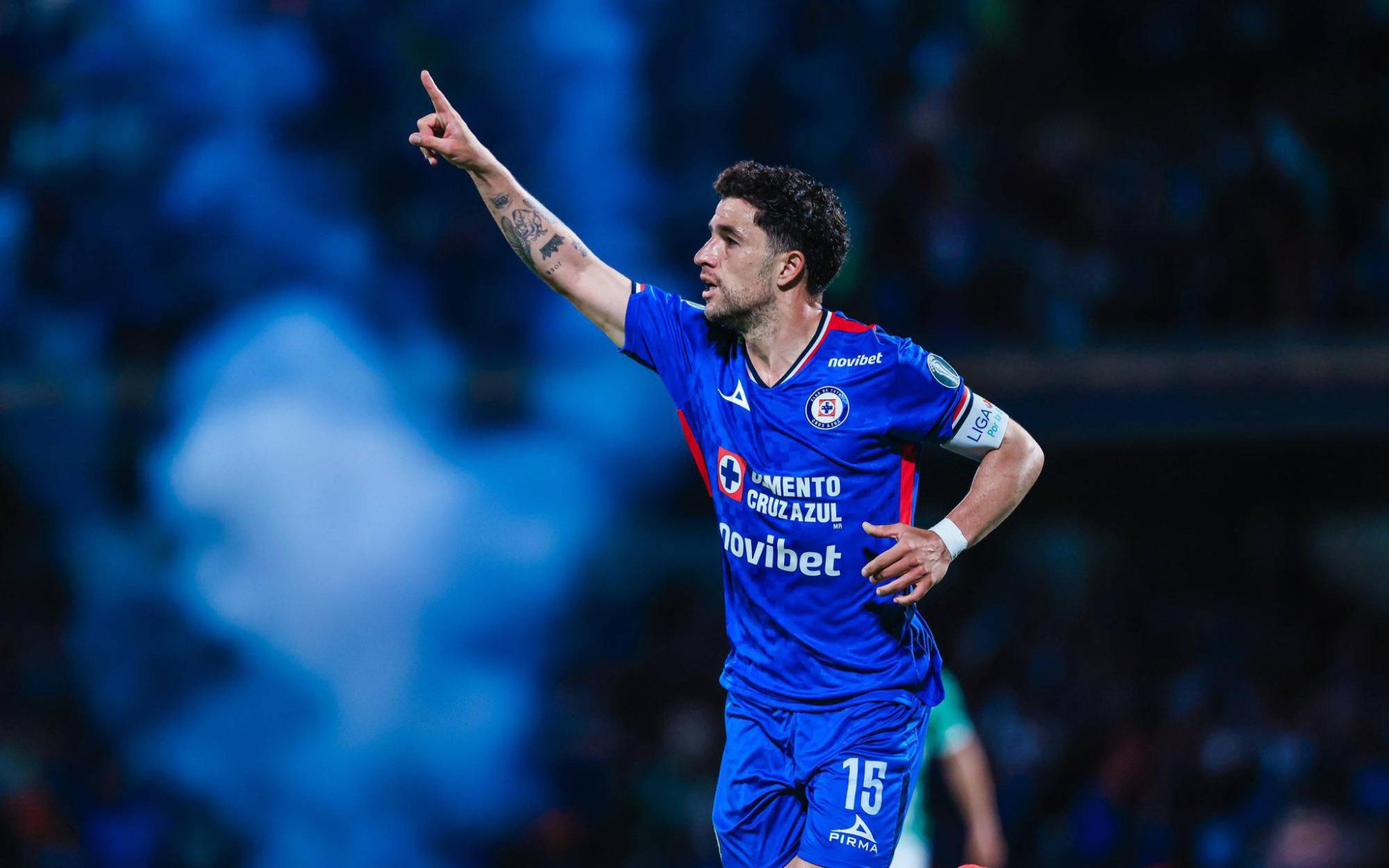 $!El ‘Toro’ embiste en su regreso: Gabriel Fernández da el triunfo a Cruz Azul ante Santos