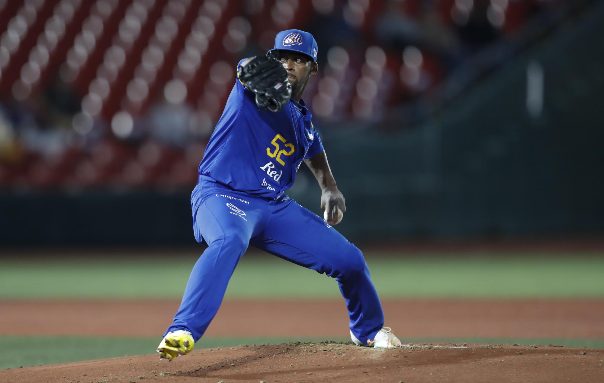 $!Charros blanquea a Sultanes y se lleva la serie