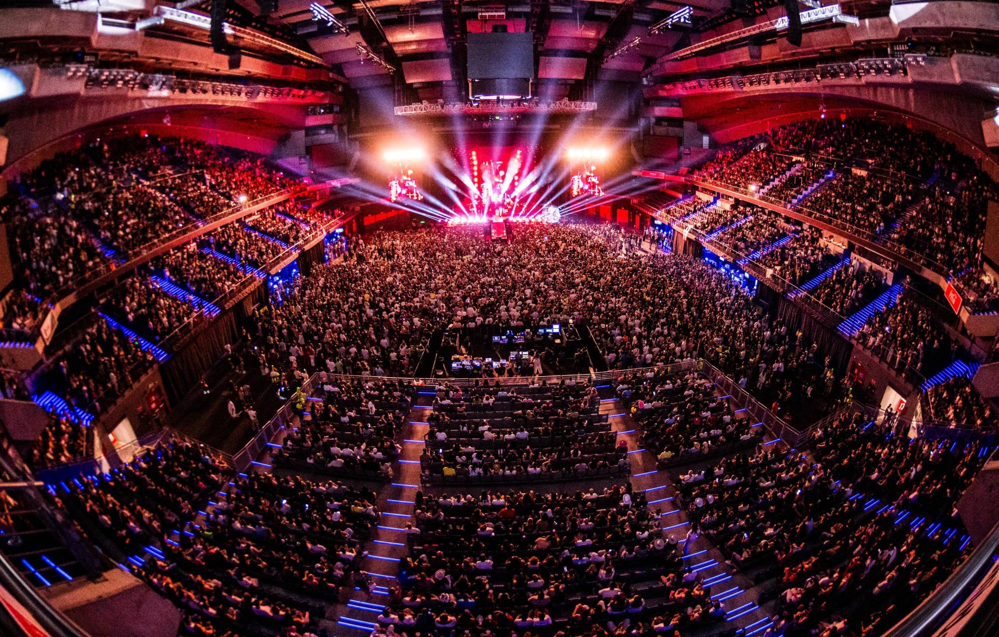 $!El sonorense cantó en cuatro ciudades de España.