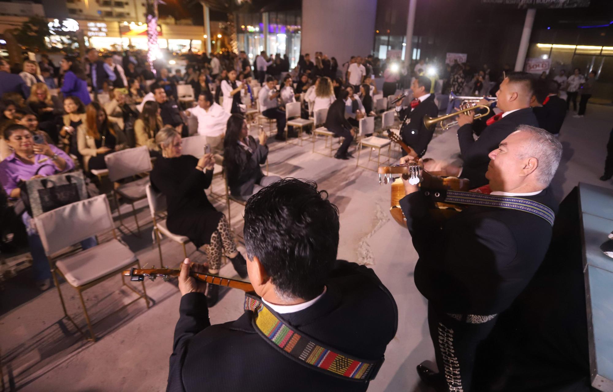 $!Presentan un proyecto innovador en Mazatlán: Punto Laguna Towers &amp; Mall
