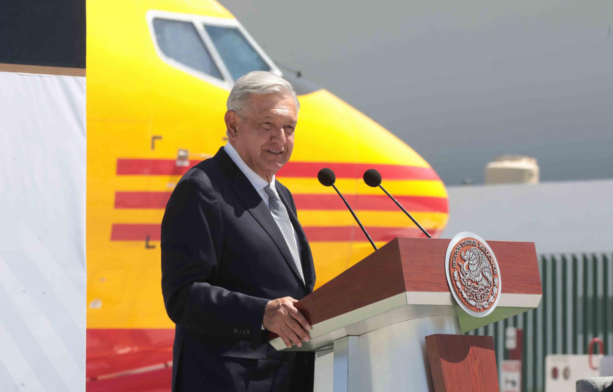 $!DHL inaugura el primer vuelo de carga en el AIFA