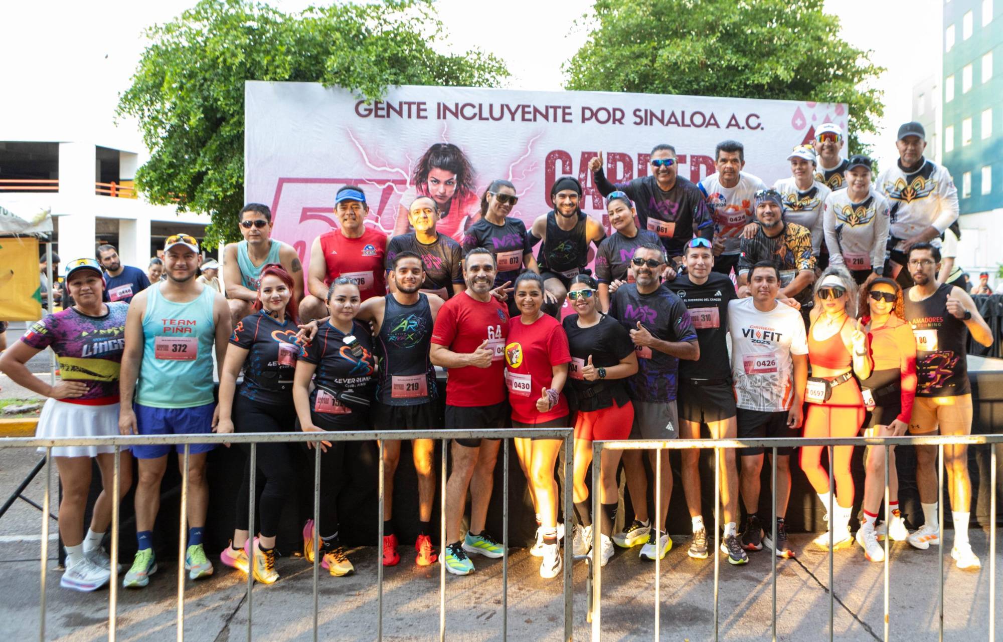 $!Roberto Medina y Abigail Soto conquistan la Carrera por la Vida en Culiacán