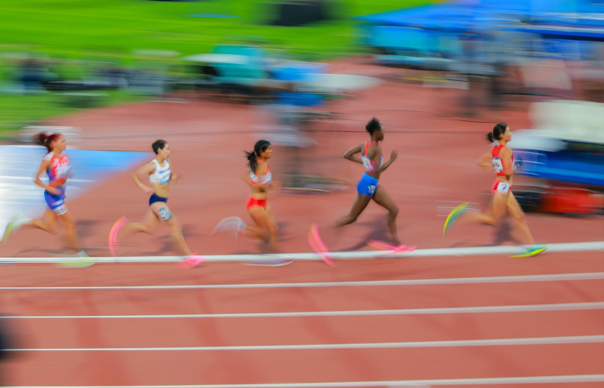 $!Laura Galván gana medalla de plata en los 10 mil metros femenil