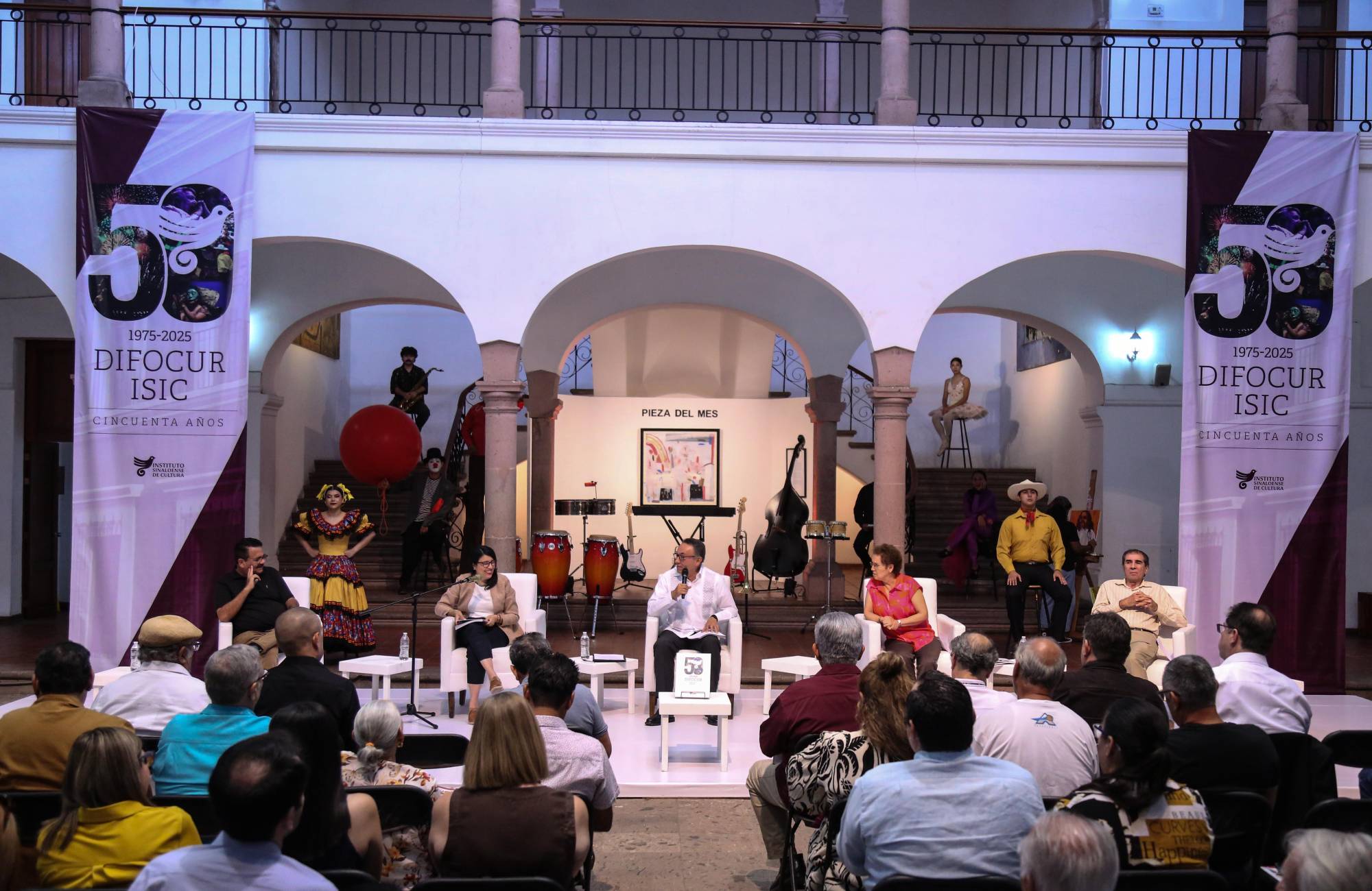 $!En el Museo de Arte de Sinaloa se realiza la presentación del libro durante la inauguración del festival.