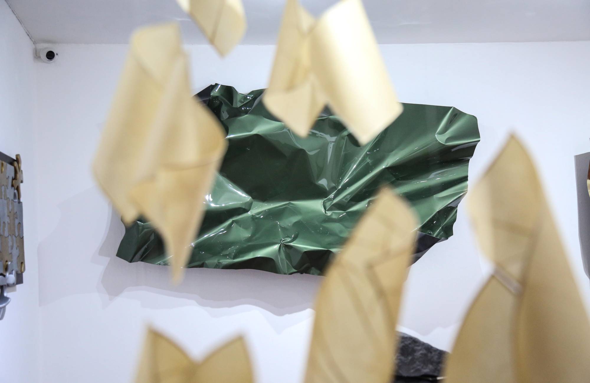 $!La Sala 2 alberga Todo en común, una colectiva de escultura integrada por 18 piezas realizadas en materiales diversos.