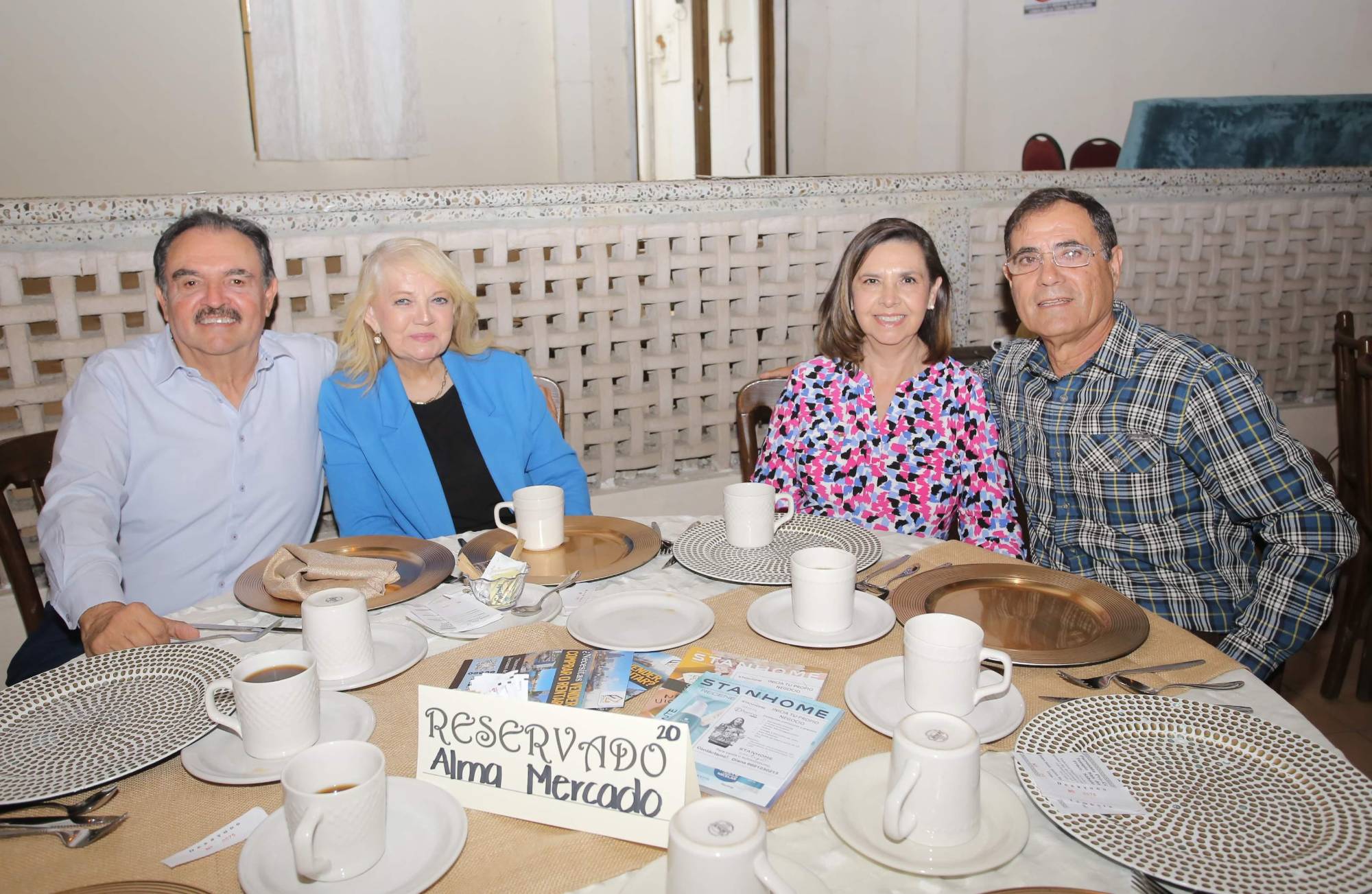 $!Arturo Mercado, Triny de Mercado, Alma Rosa Mercado y Rolando Flores.